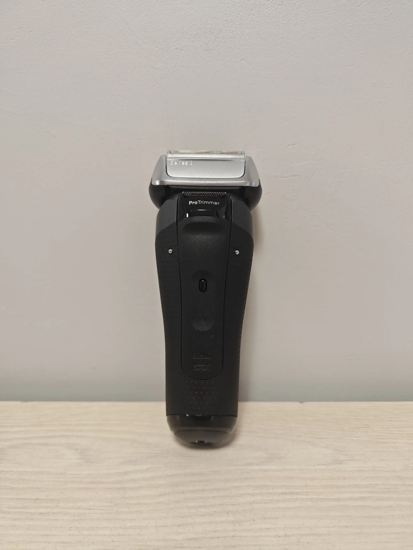 Продам электробритву Braun S8 - миниатюра 4