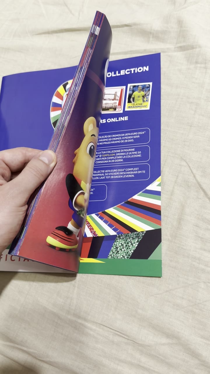 Альбом Euro 2024 Topps - видео 10