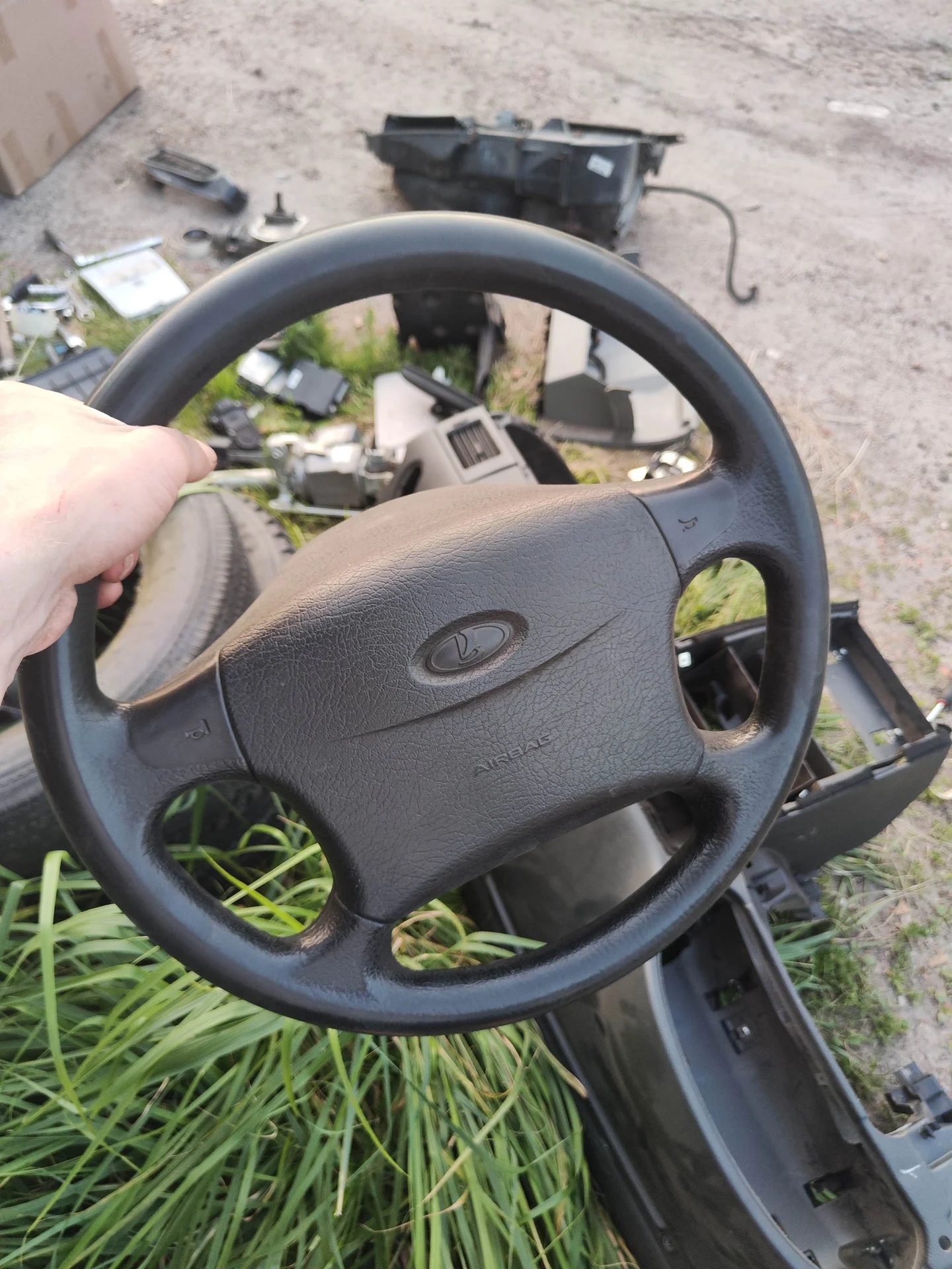 приора 1 на запчасти - миниатюра 2