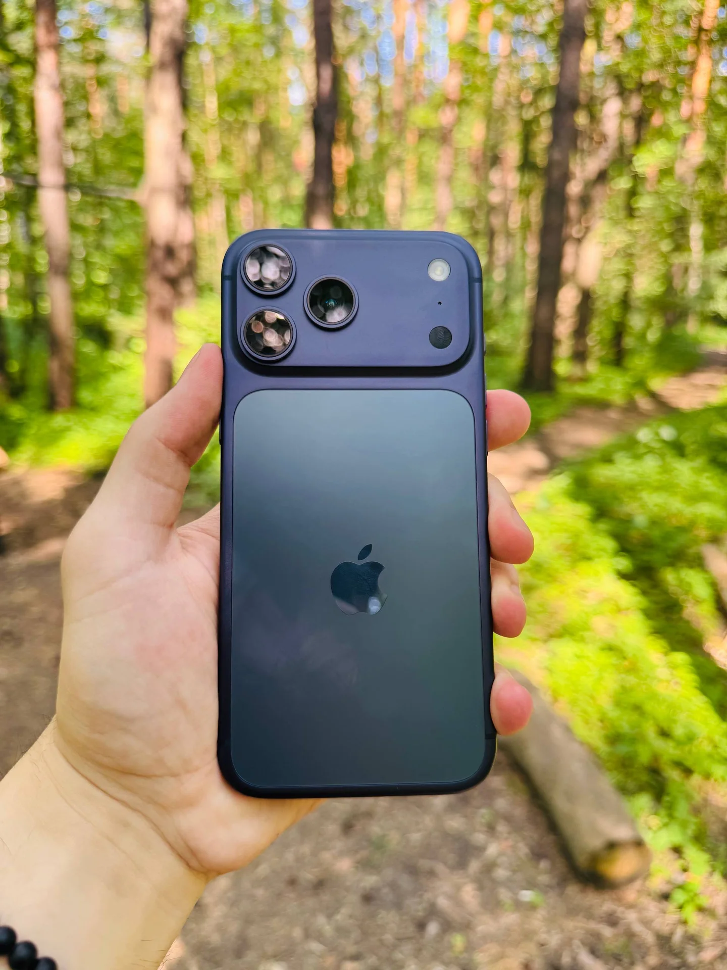iPhone 17 Pro Max - изображение 1