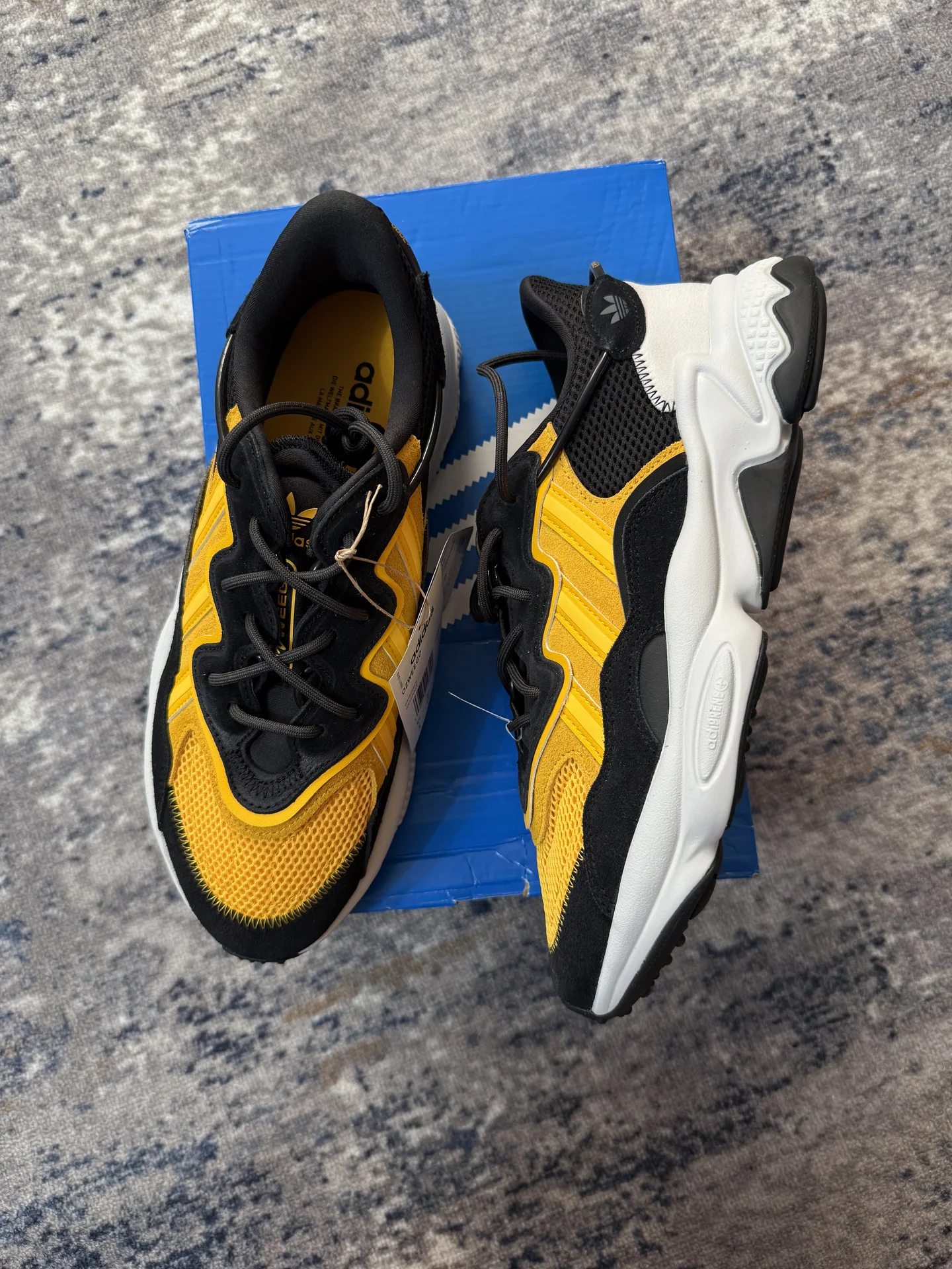 Кроссовки Adidas Ozweego оригинал - изображение 1