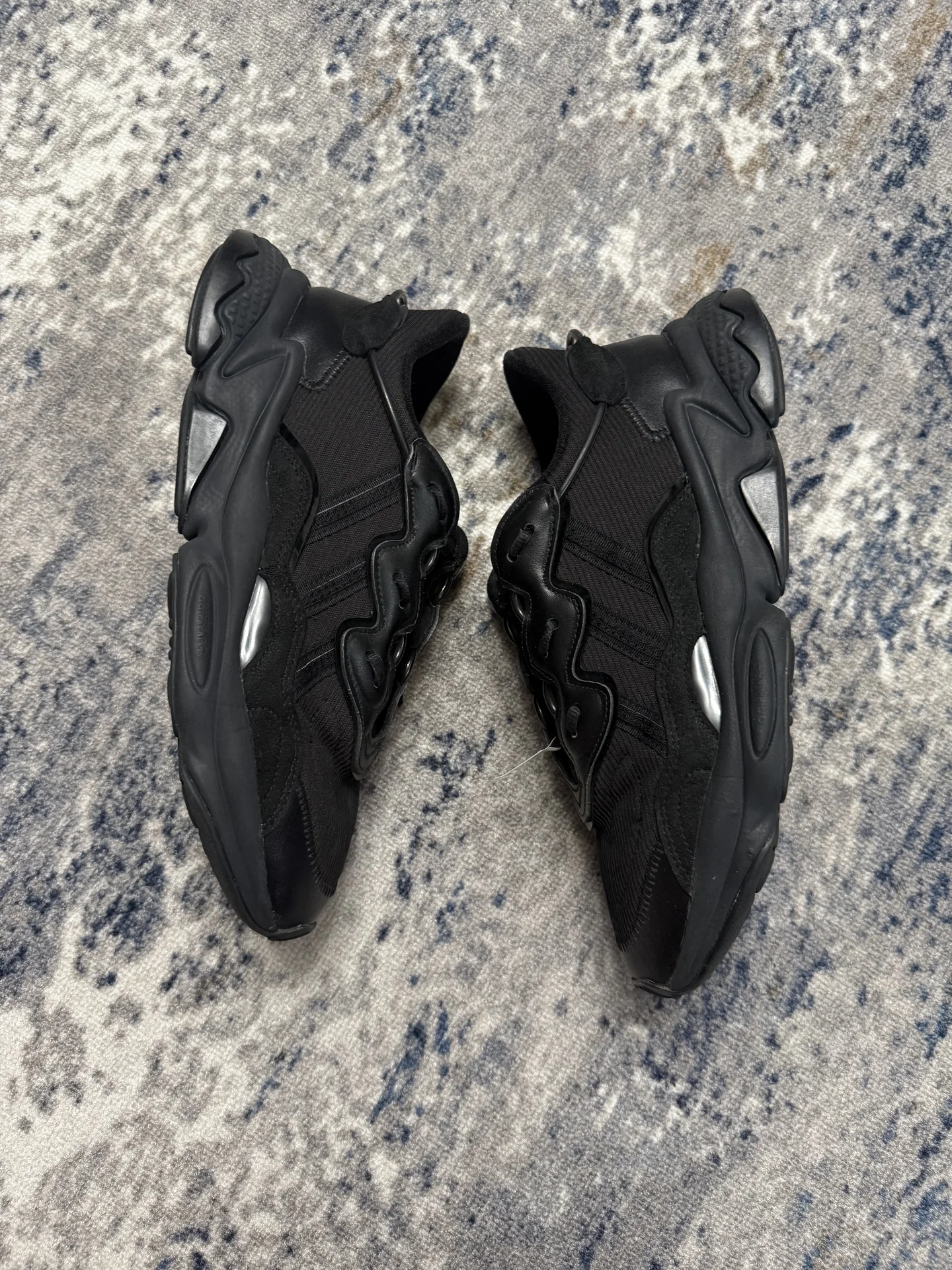 Кроссовки Adidas Ozweego оригинал - миниатюра 2