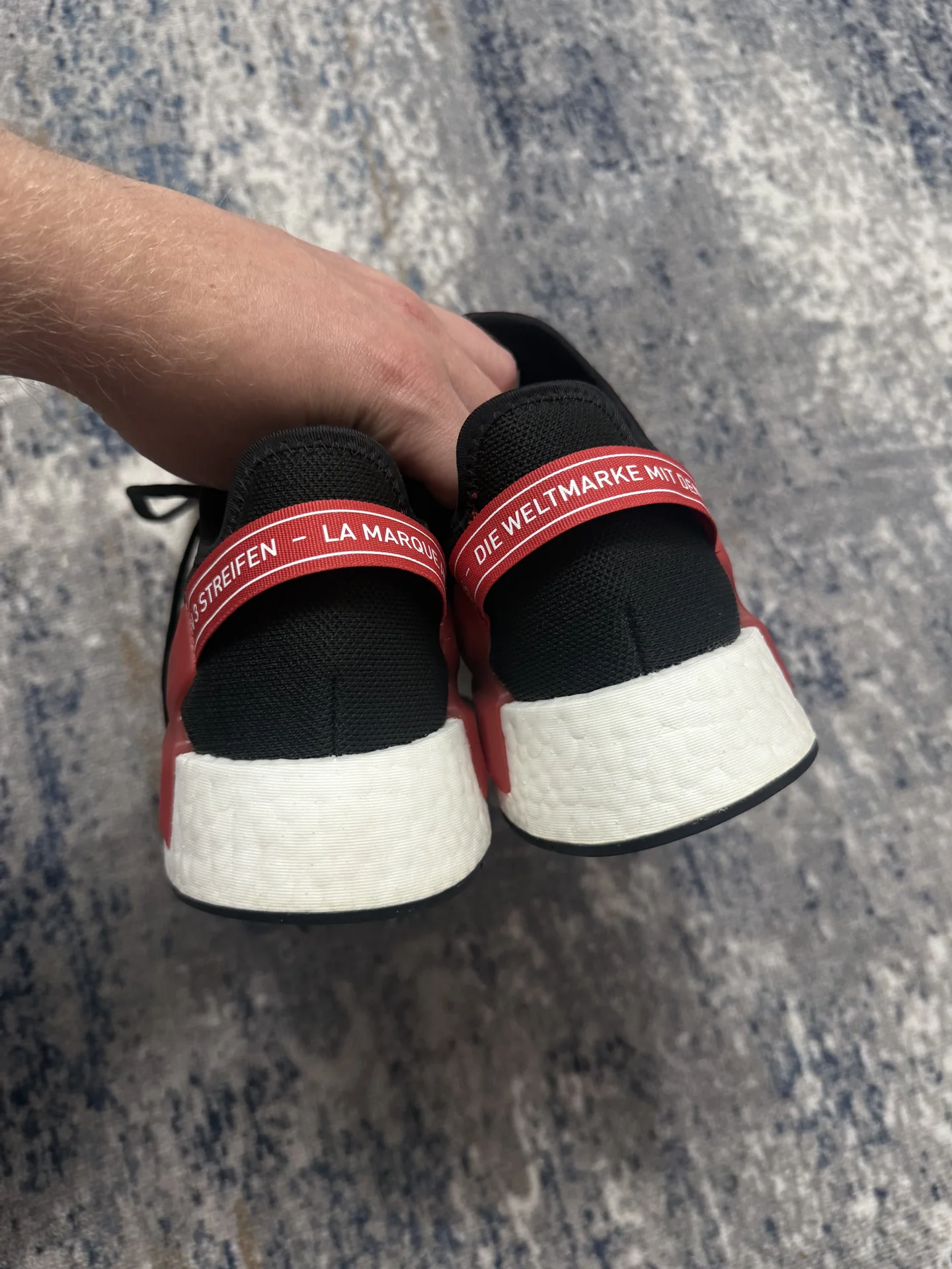 Кроссовки Adidas NMD R1v2 оригинал - миниатюра 4