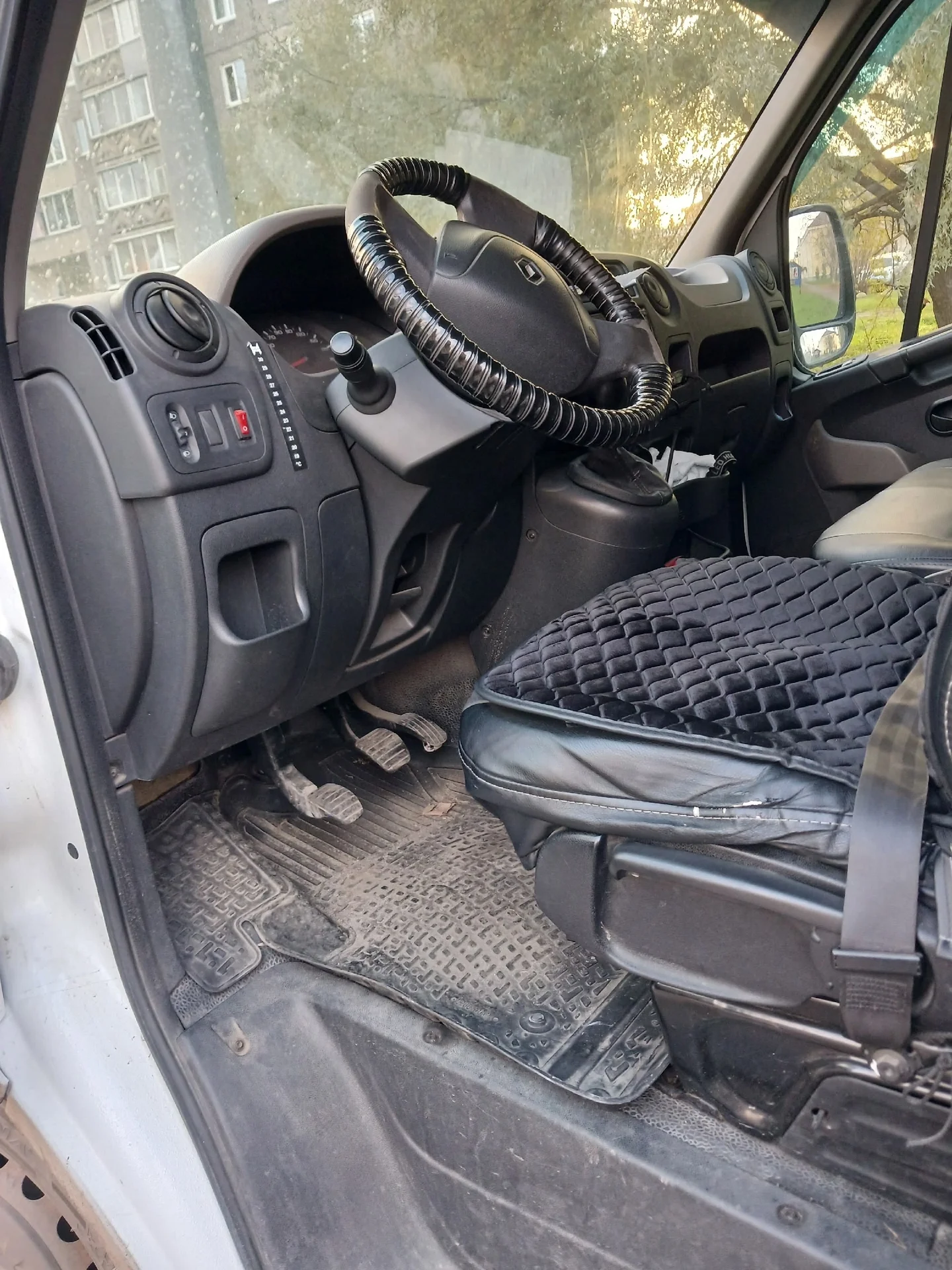 Renault Master 3 - миниатюра 8