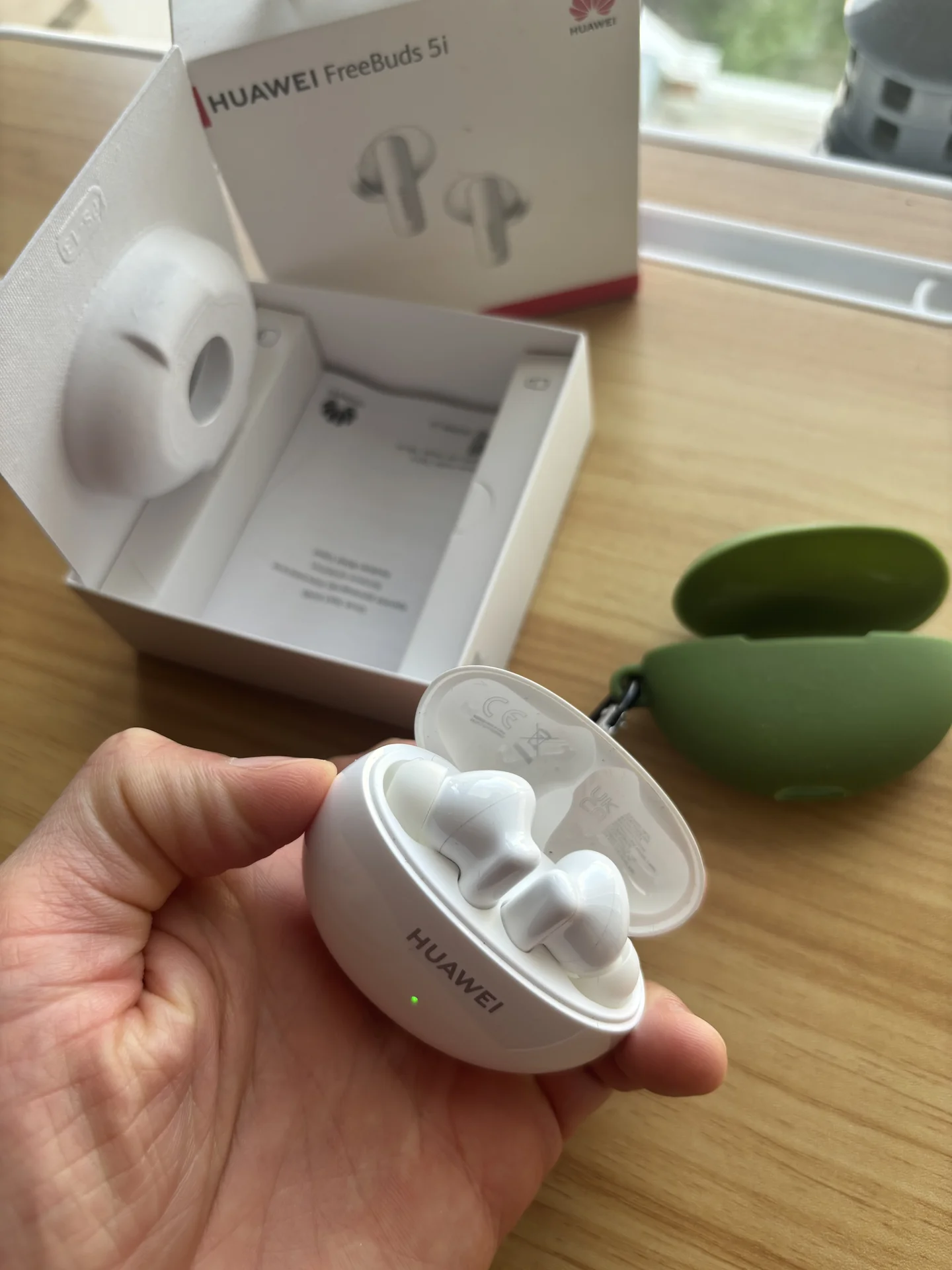 Беспроводные наушники HUAWEI FreeBuds 5i - изображение 1