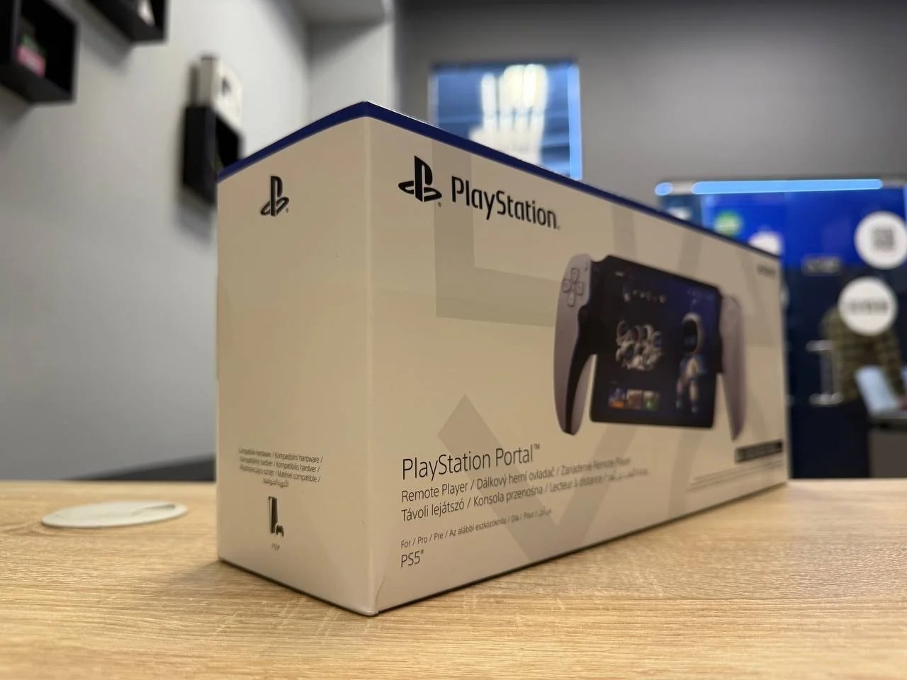 Sony PlayStation Portal White «Новый» - миниатюра 3