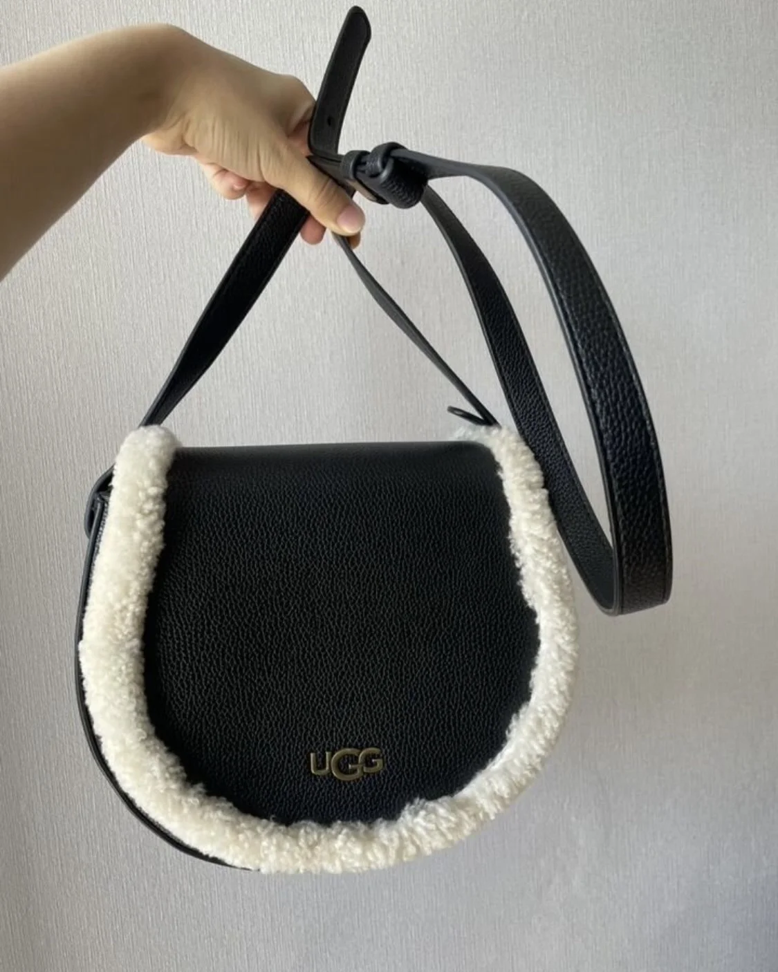сумка UGG - изображение 1