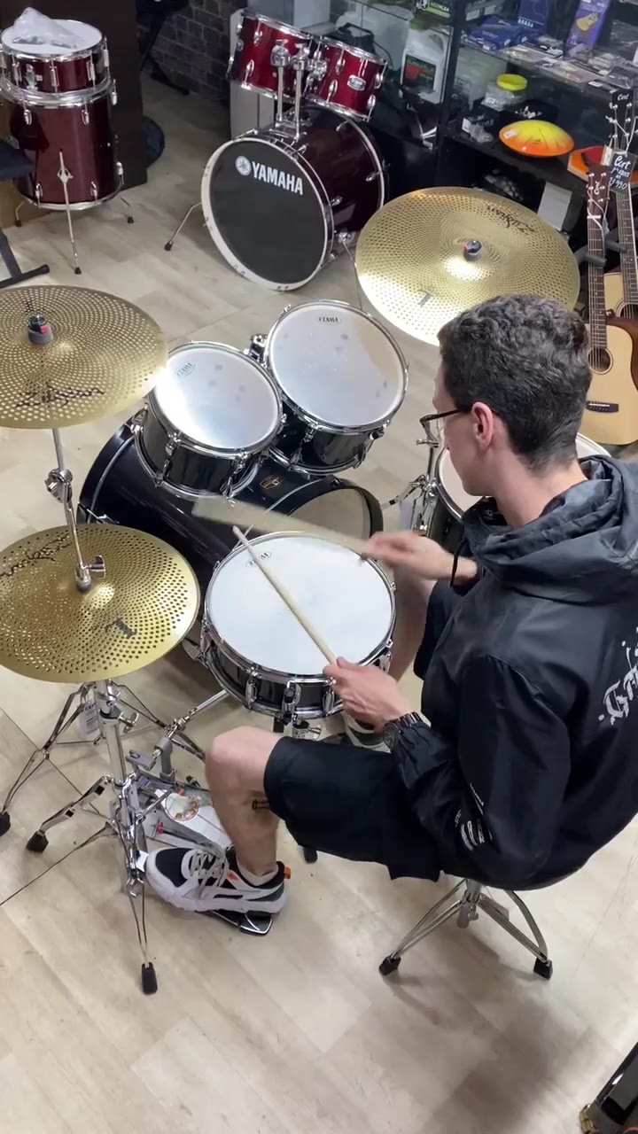 Акустическая установка Tama барабаны оригинал - видео 7