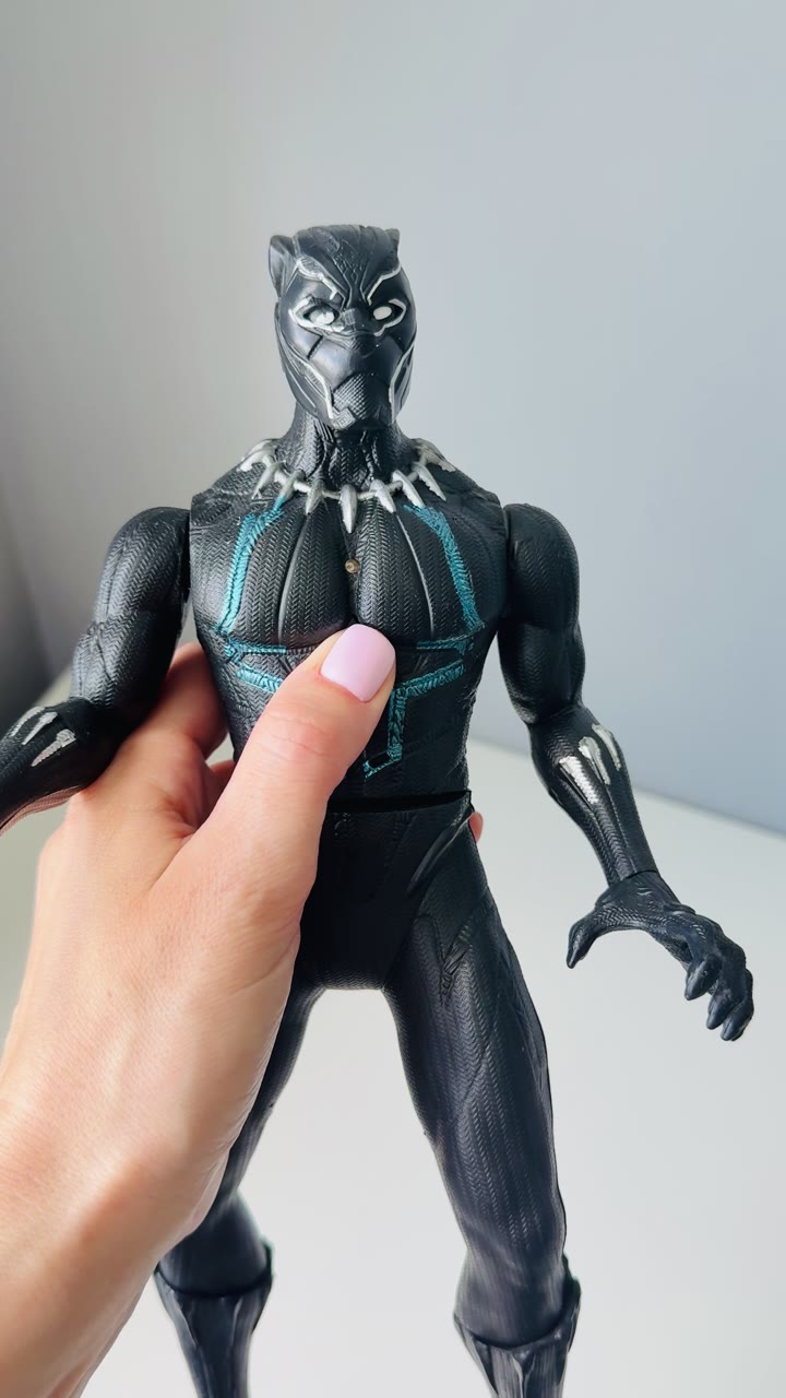 Черная Пантера Marvel фигурка cупергерои Марвел - видео 8