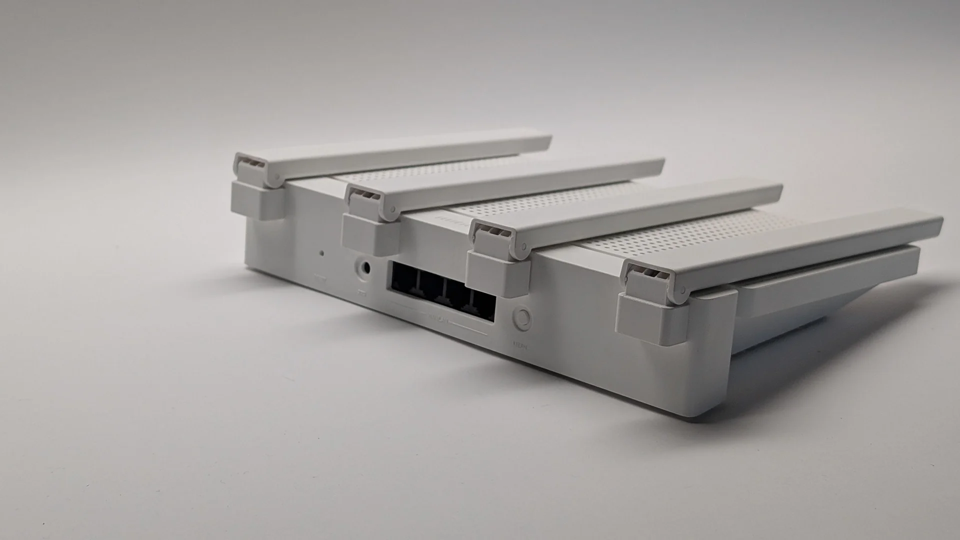 Роутер Xiaomi AX3000t OpenWRT - миниатюра 4