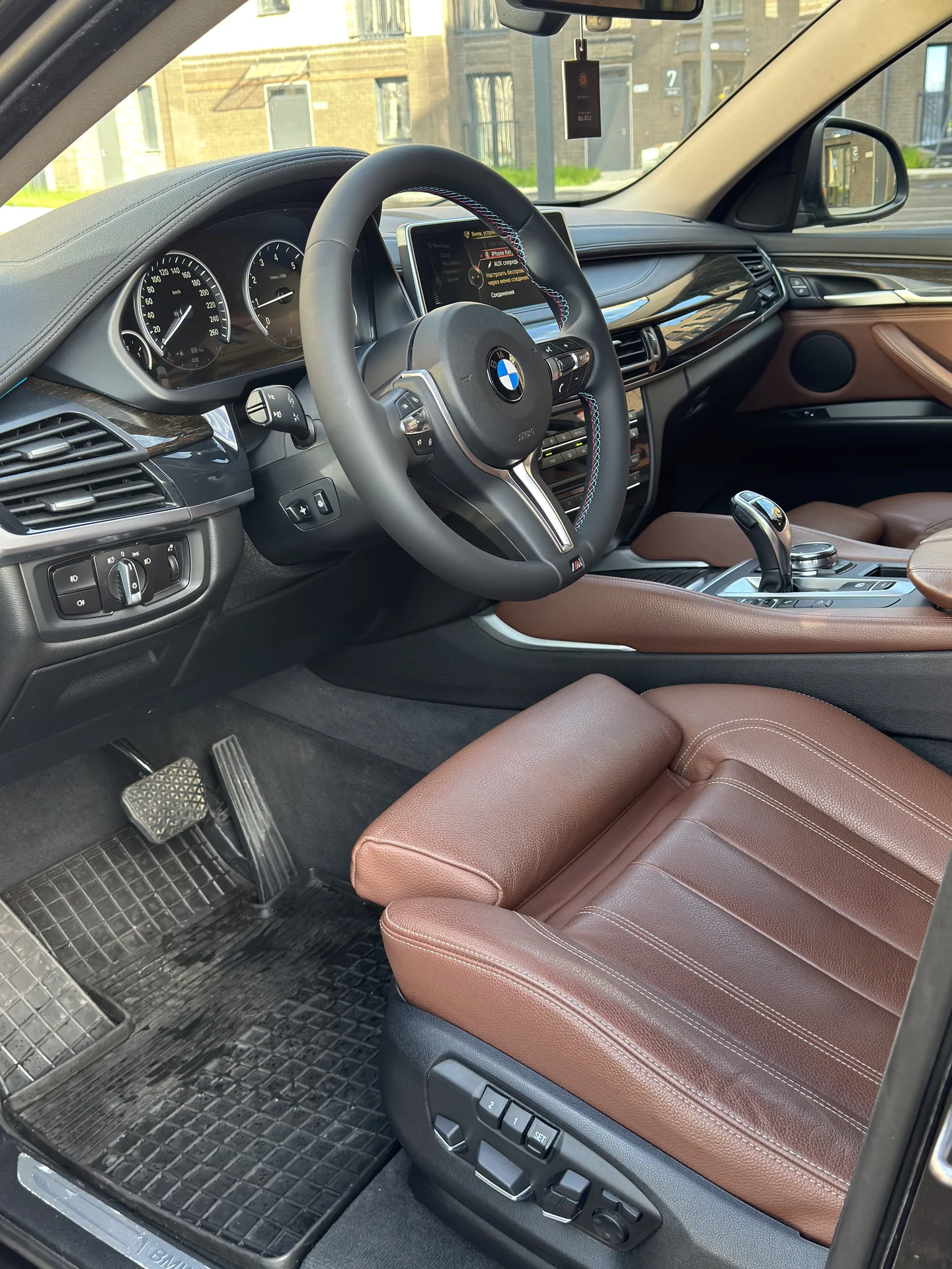 BMW X6 2015 - миниатюра 22
