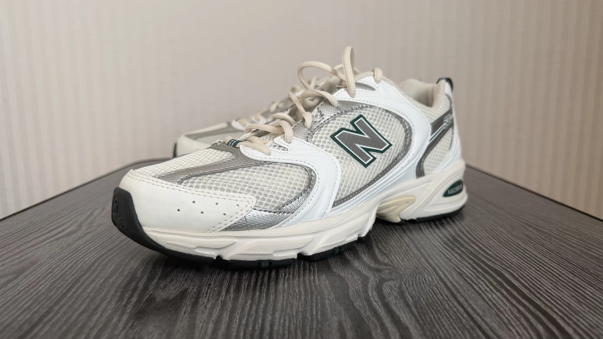 Кроссовки NEW BALANCE 530 - изображение 1