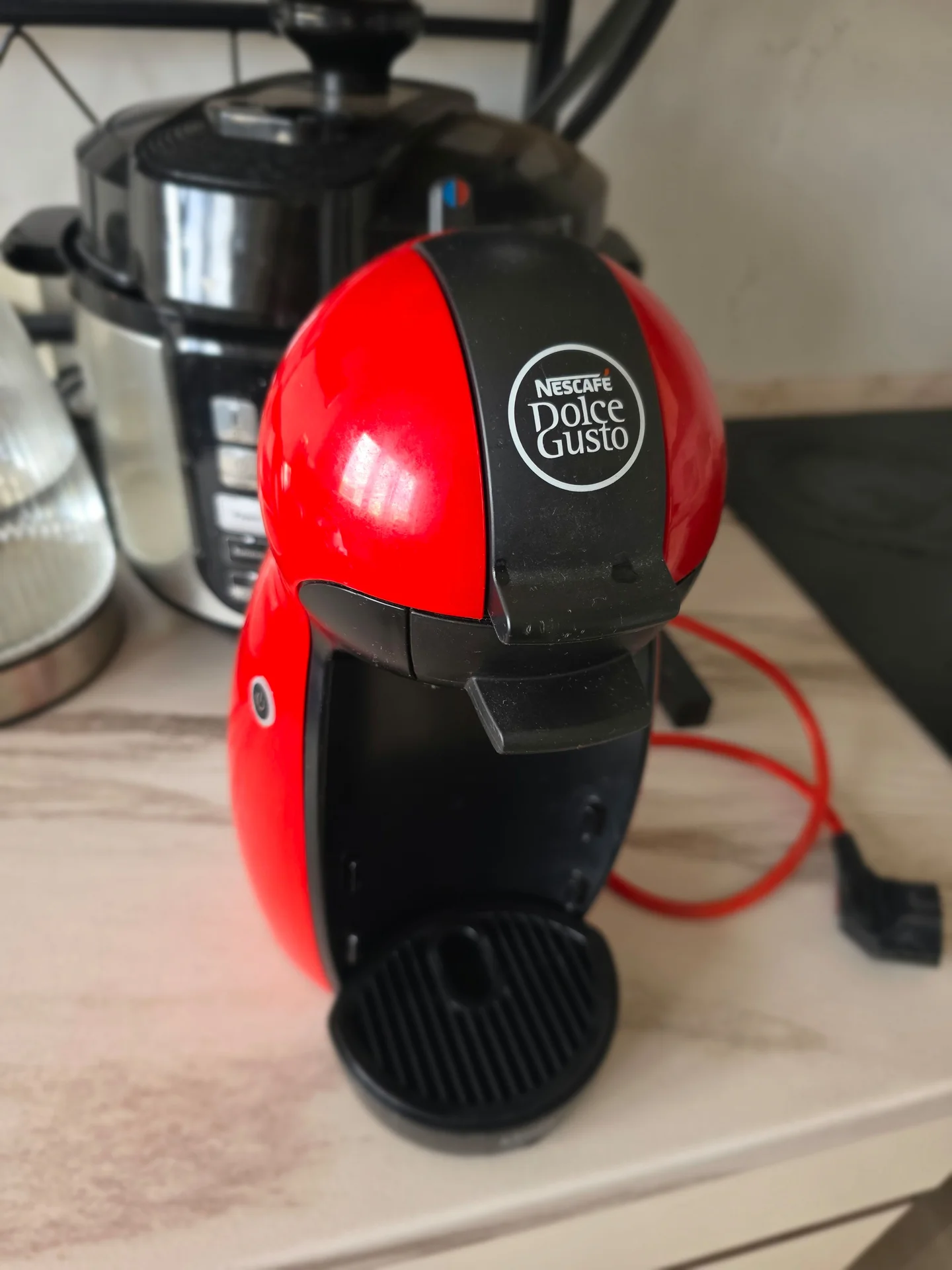 Кофемашина Krups kp100b dolce gusto - изображение 1