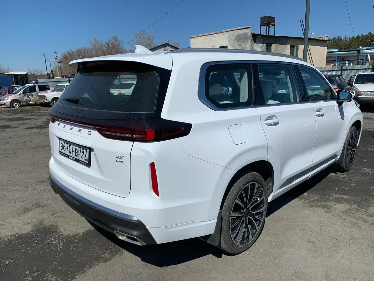 EXEED VX 2.0 DCT AWD President - миниатюра 3