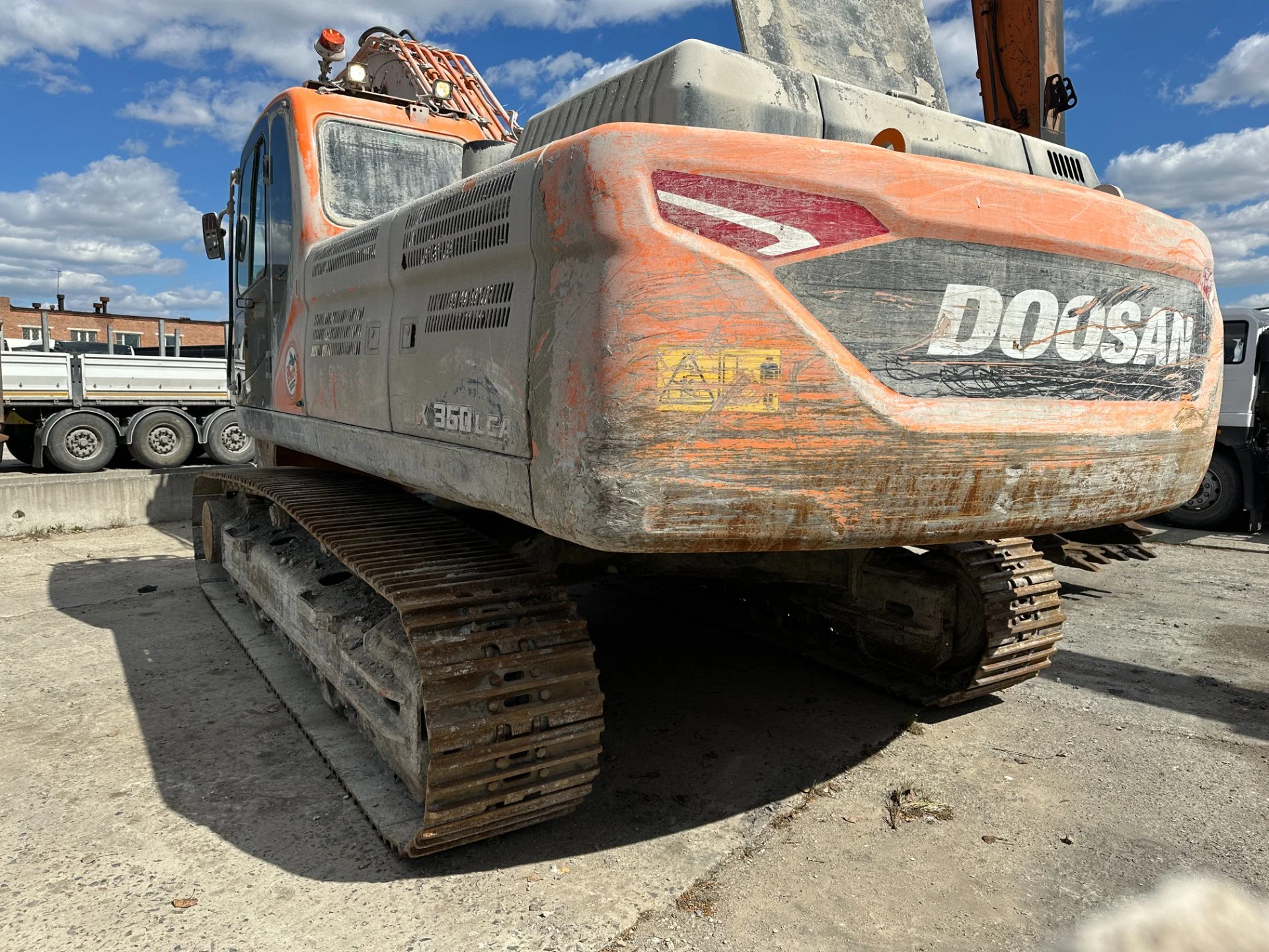 Гусеничный экскаватор Doosan DX360LCA‑7M - миниатюра 7