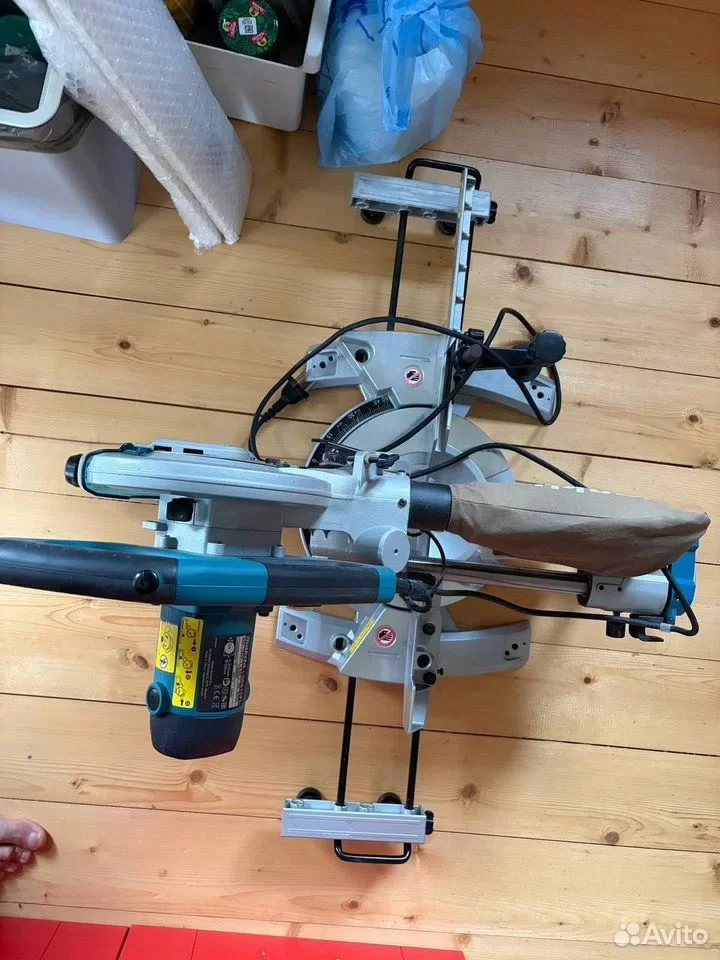 Торцовочная пила Makita LS0815FL - миниатюра 3