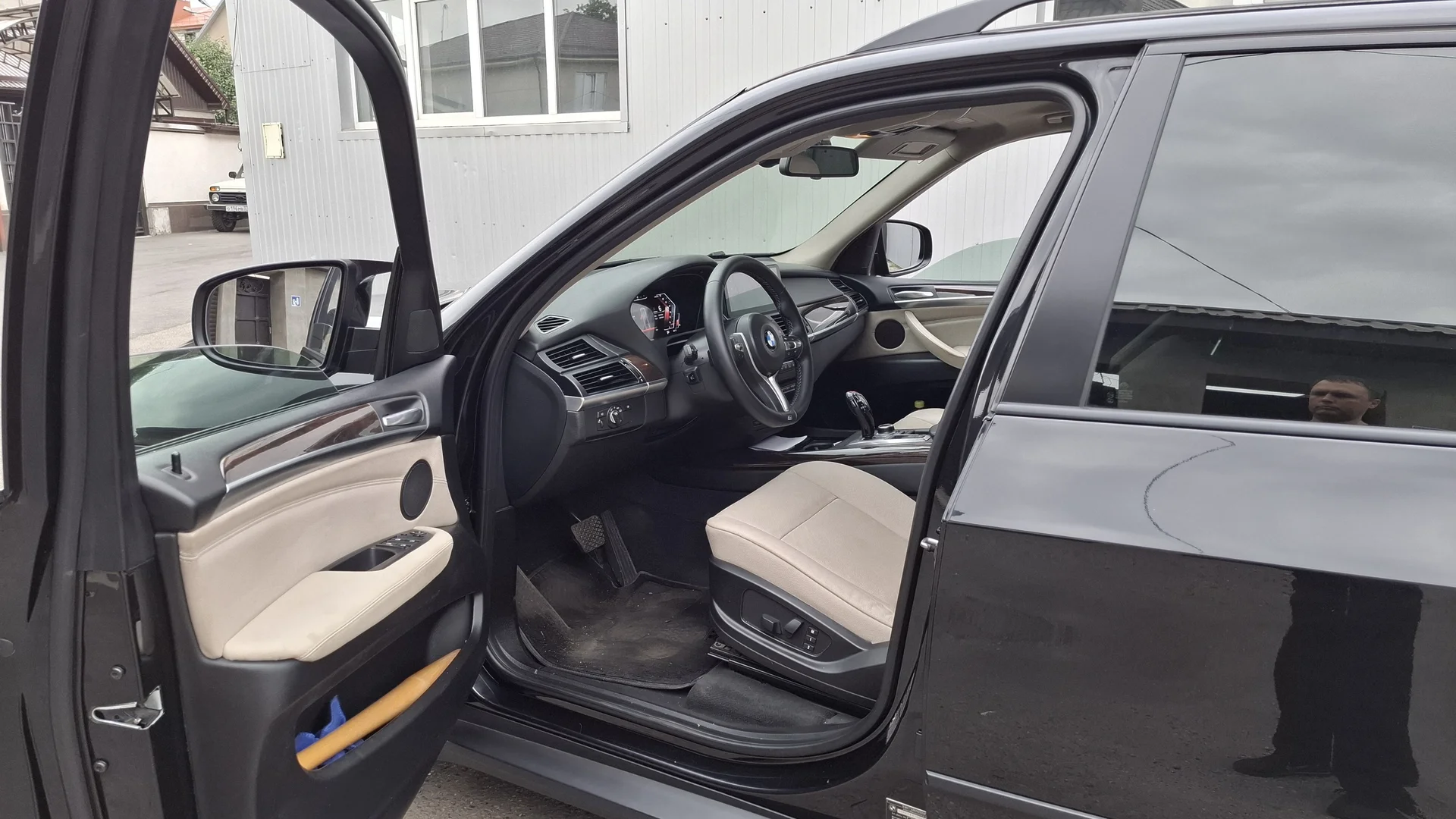 BMW X5 E70 В отличном состоянии - миниатюра 2