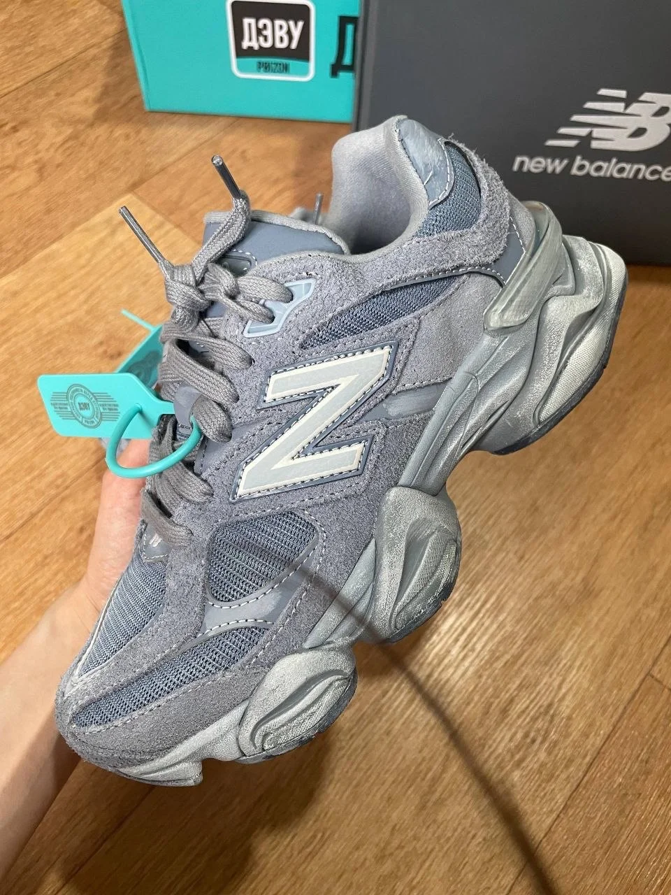 Кроссовки New Balance 9060 оригинал - миниатюра 2