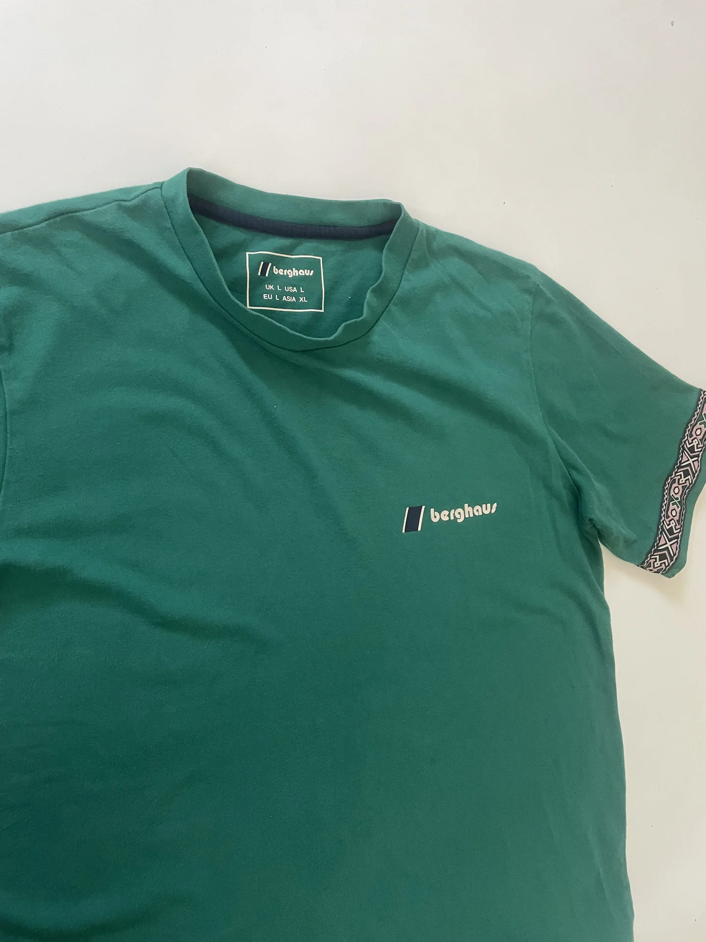 футболка berghaus - миниатюра 2