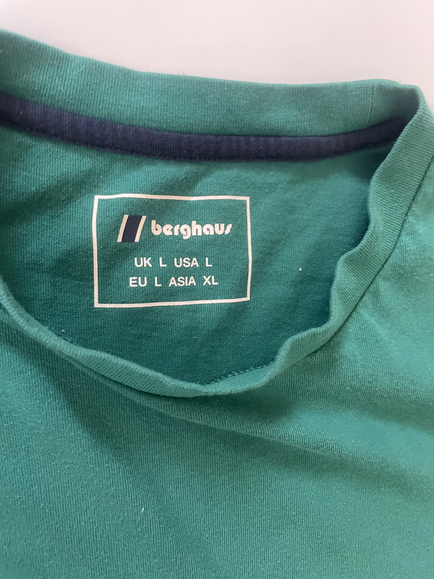 футболка berghaus - миниатюра 3