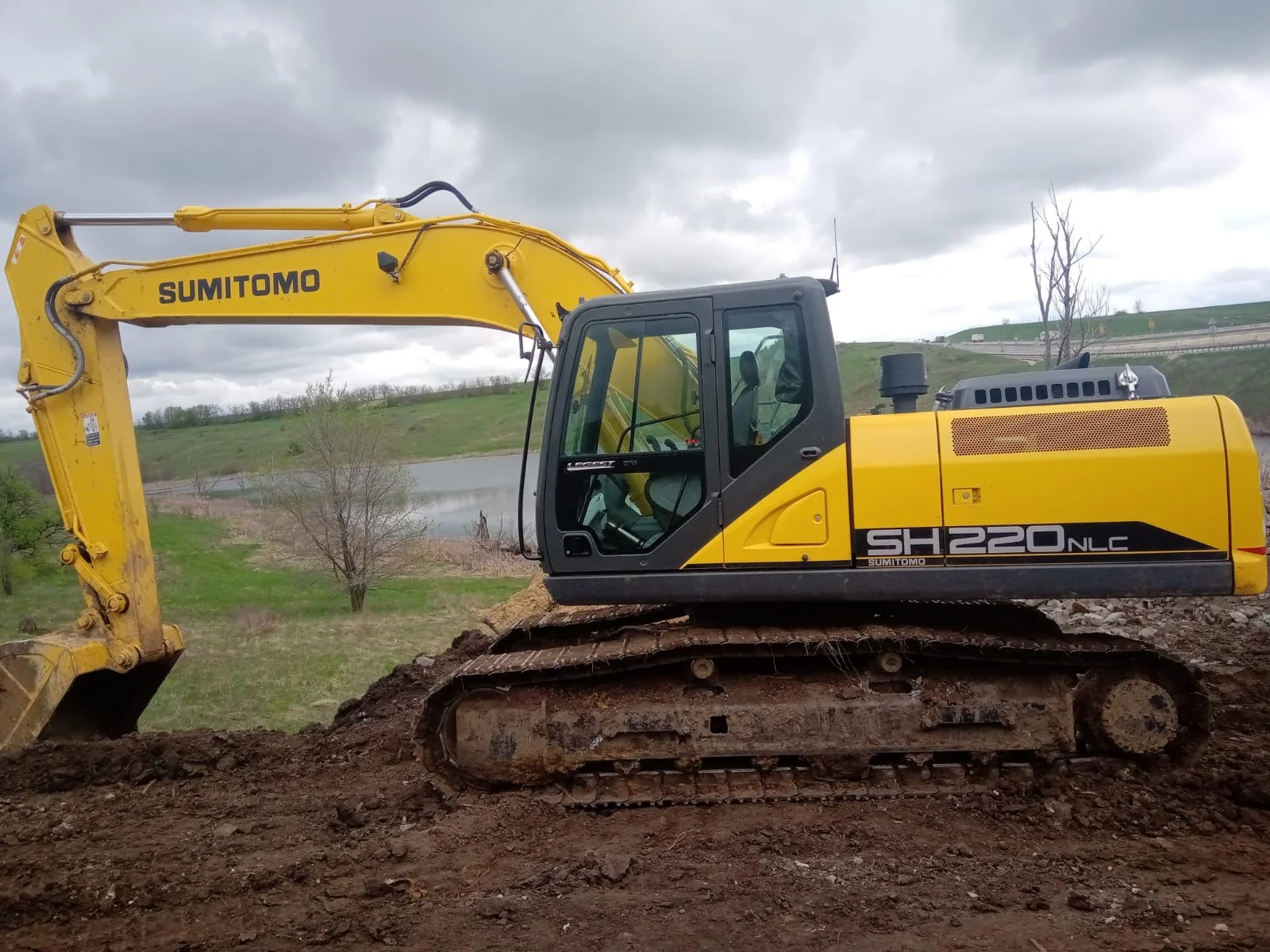 аренда экскаватора hitachi zx240 - миниатюра 4