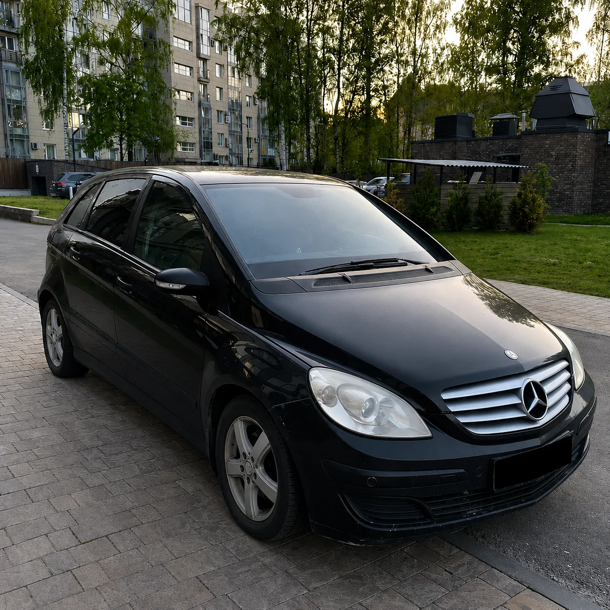 Mercedes benz b 200 - миниатюра 2