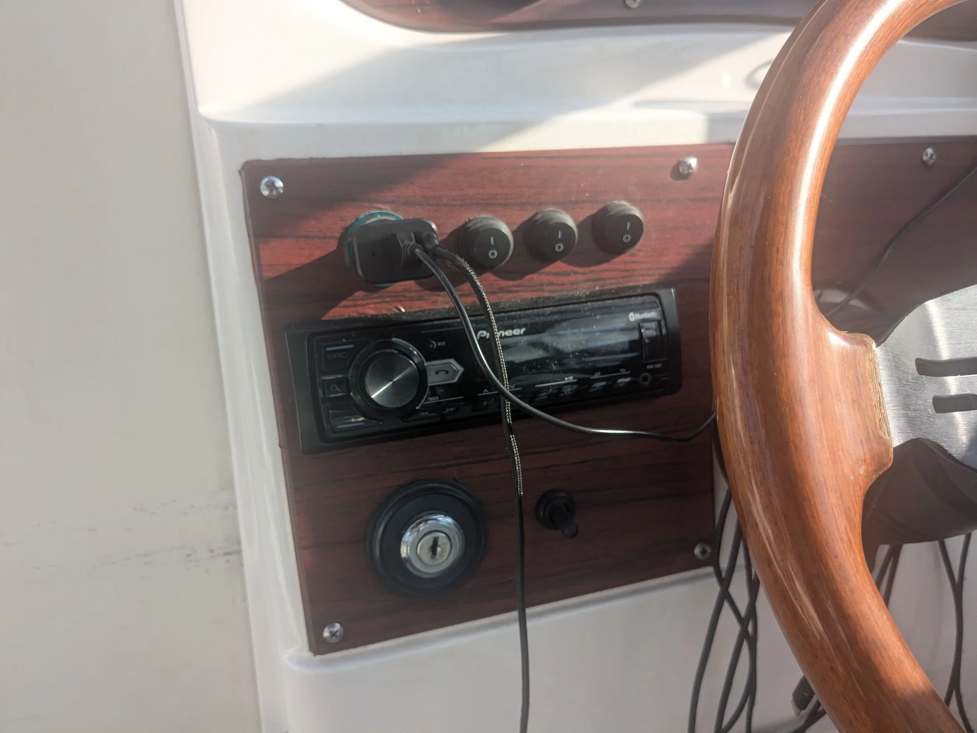 Катер Aqualine 210 - миниатюра 11