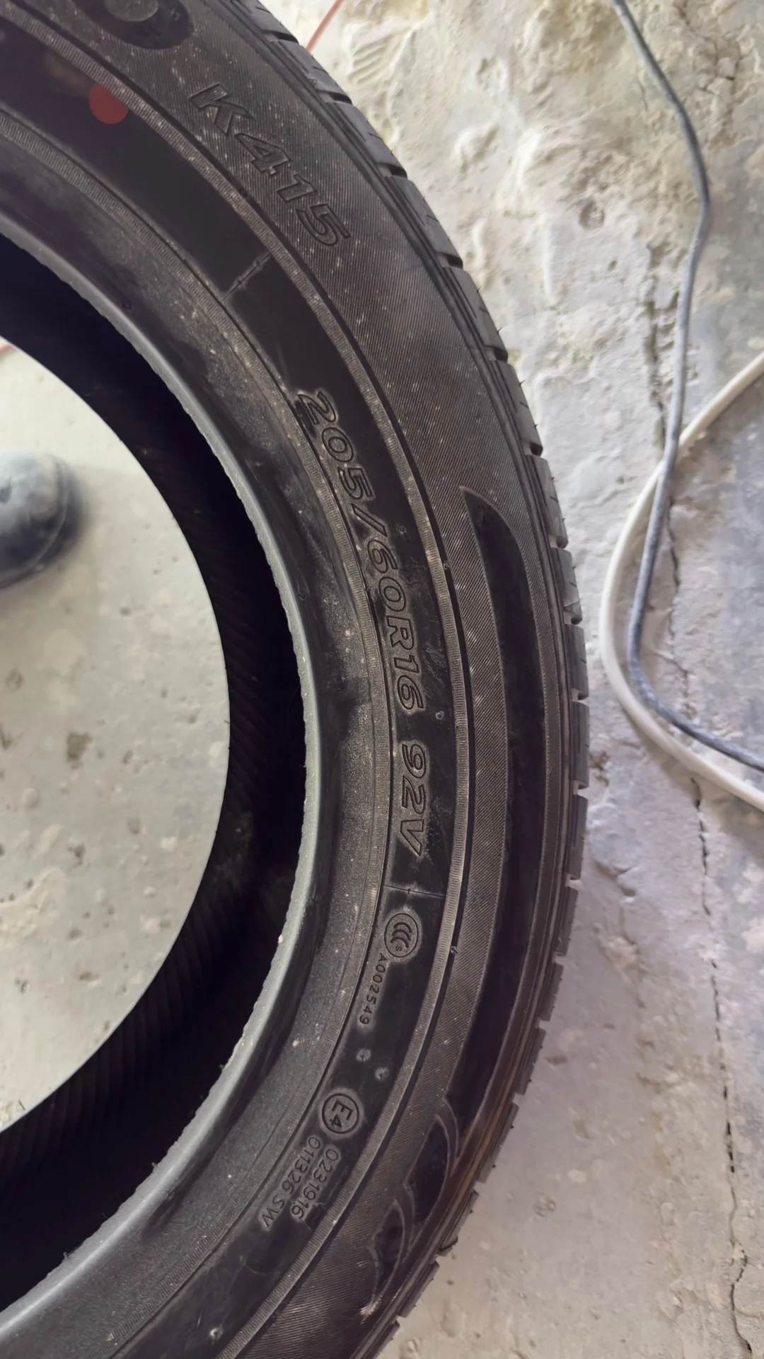 Шины летние Hankook Ventus Prime 205/60 R16 - миниатюра 2