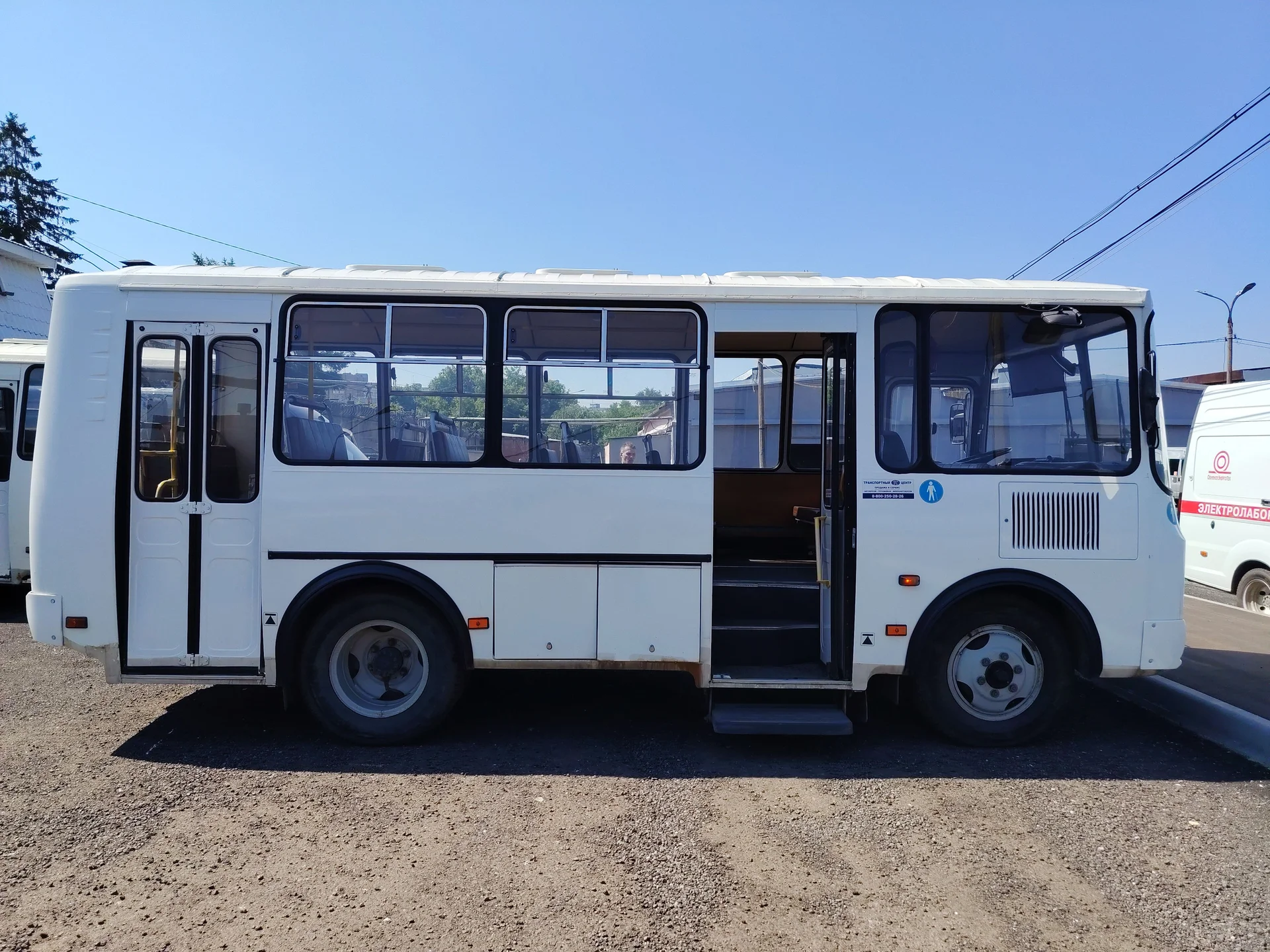 Автобус ПАЗ 320540-04 - миниатюра 4