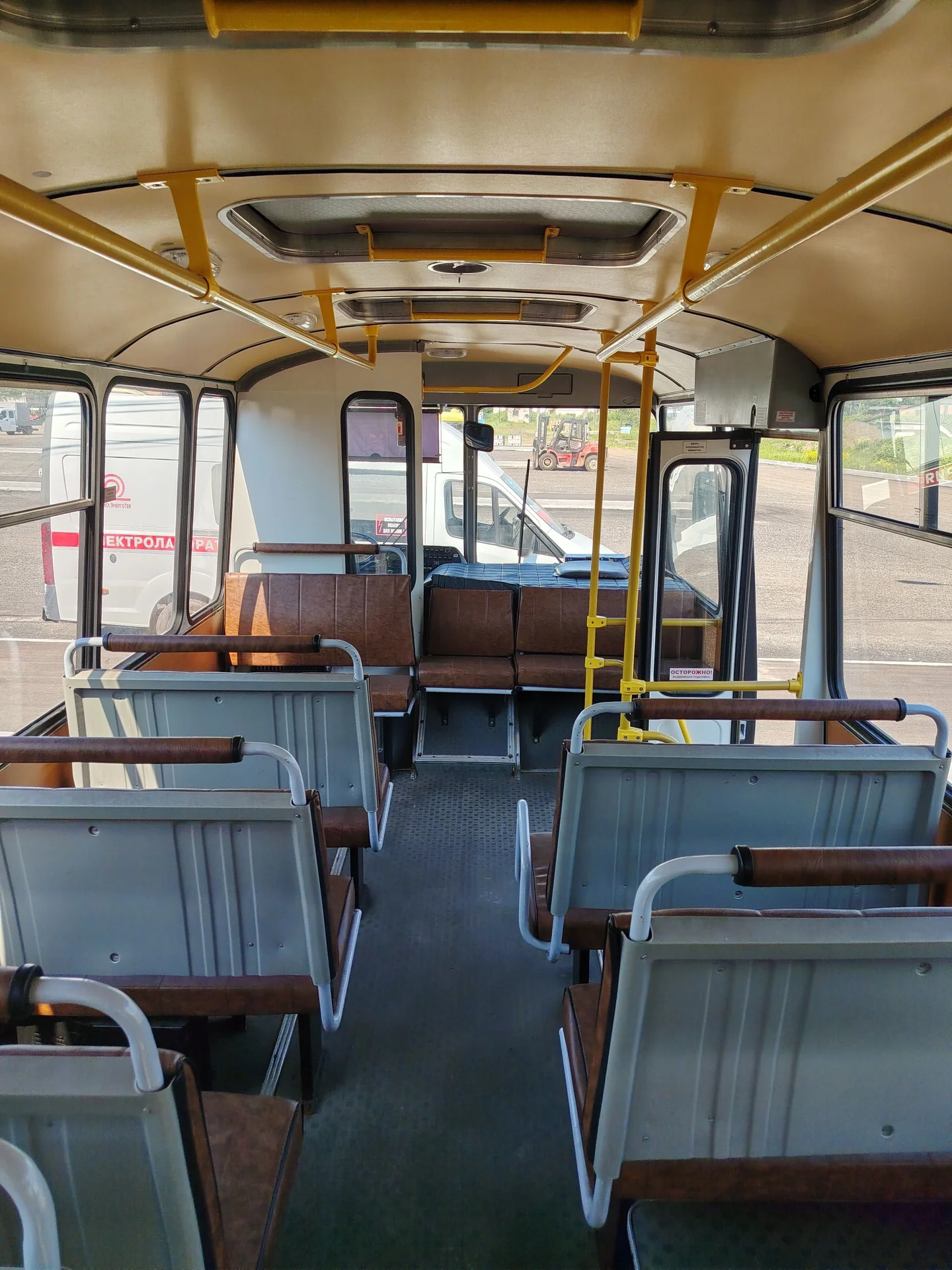 Автобус ПАЗ 320540-04 - миниатюра 6