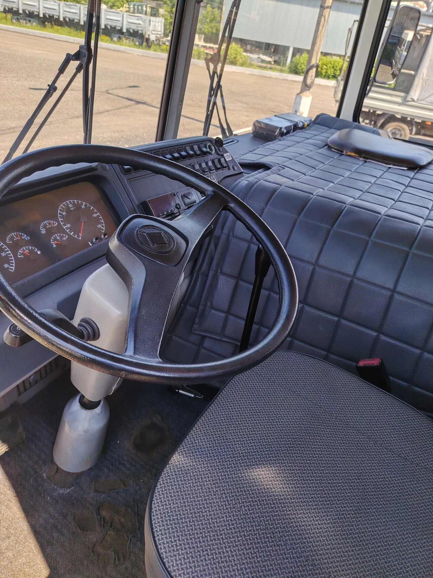 Автобус ПАЗ 320540-04 - миниатюра 7