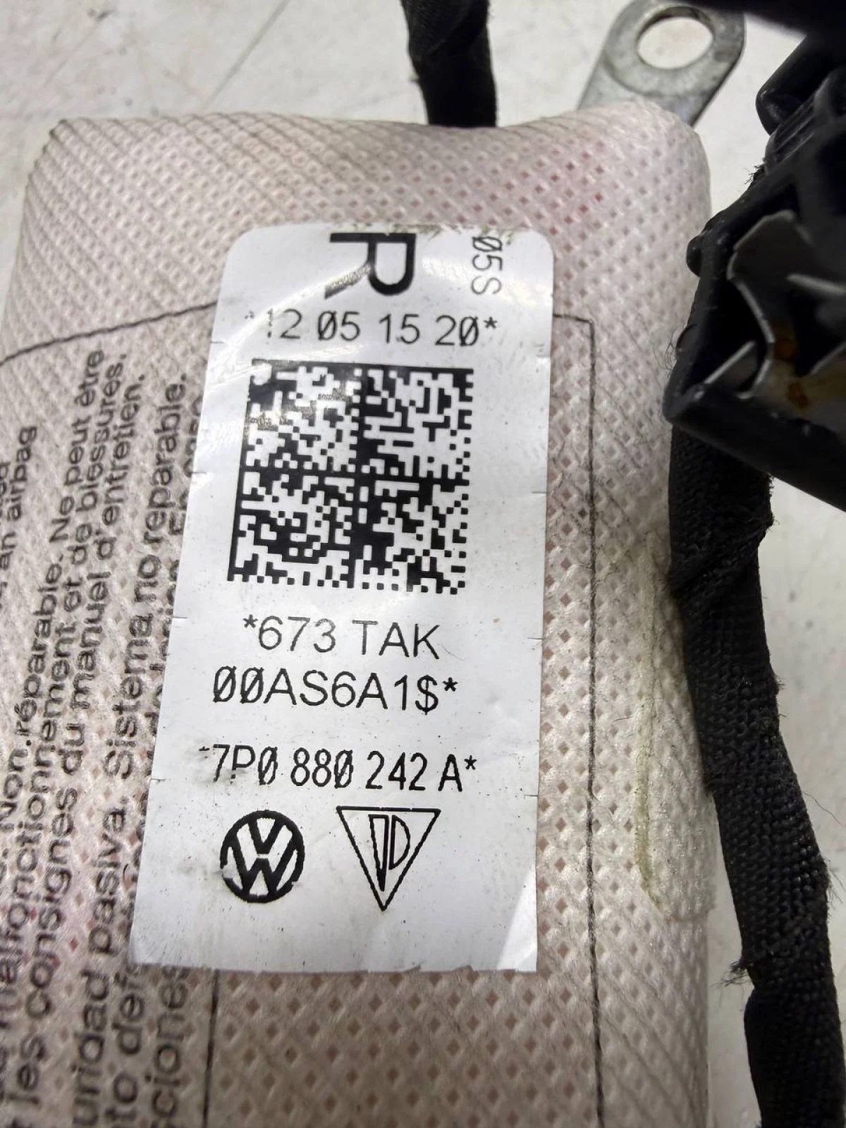 Подушка безопасности боковая (в сиденье) Volkswagen Touareg II рестайлинг (2014—2018) - миниатюра 3