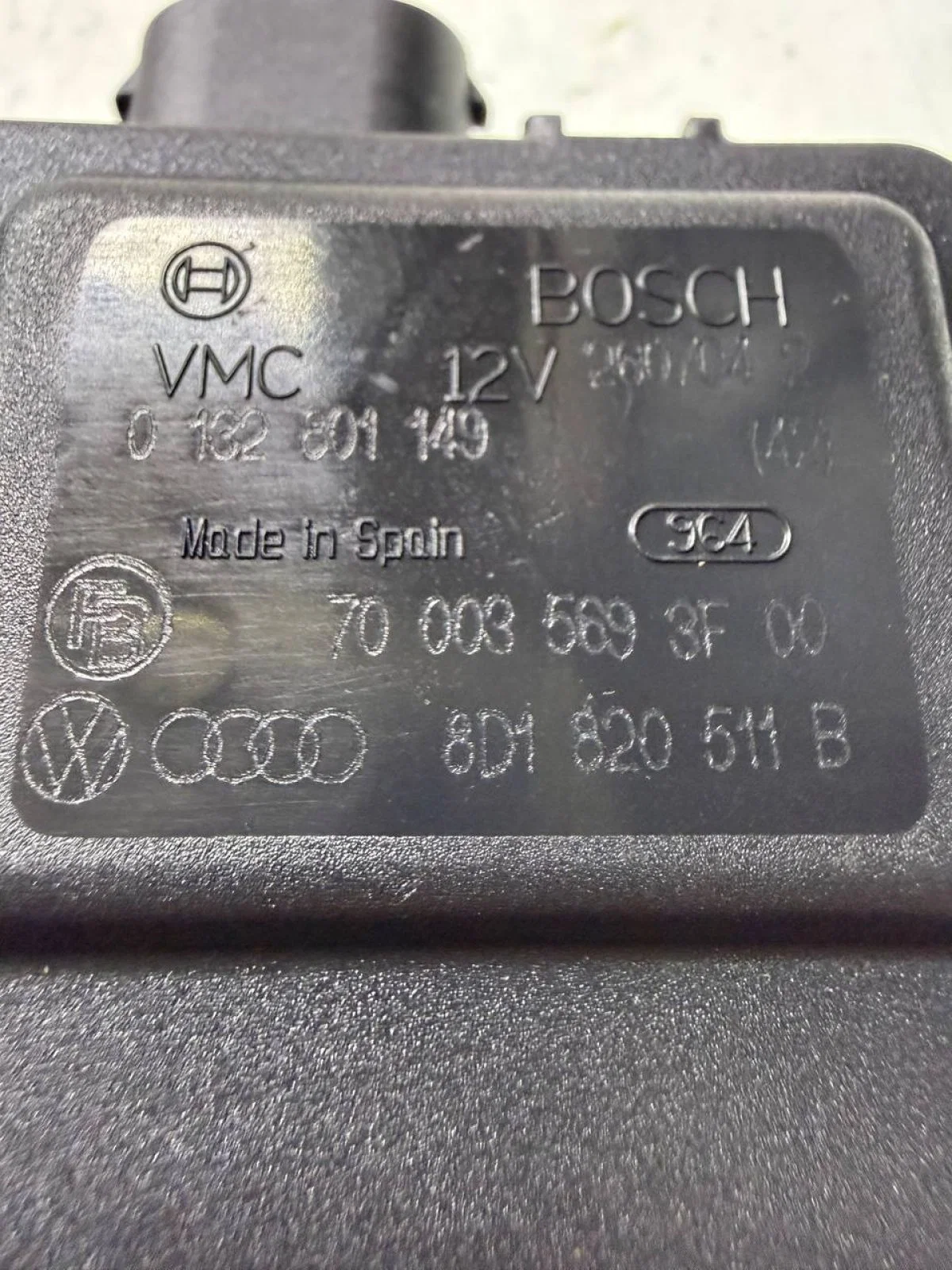 Моторчик заслонки отопителя Volkswagen Passat B5 рестайлинг (2000—2005) - миниатюра 5