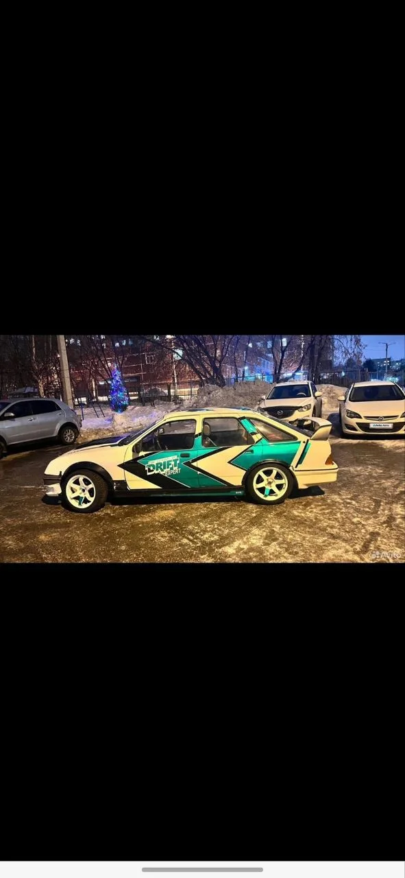Ford Sierra 2.0 МТ, 1982, битый, 200 000 км - миниатюра 12