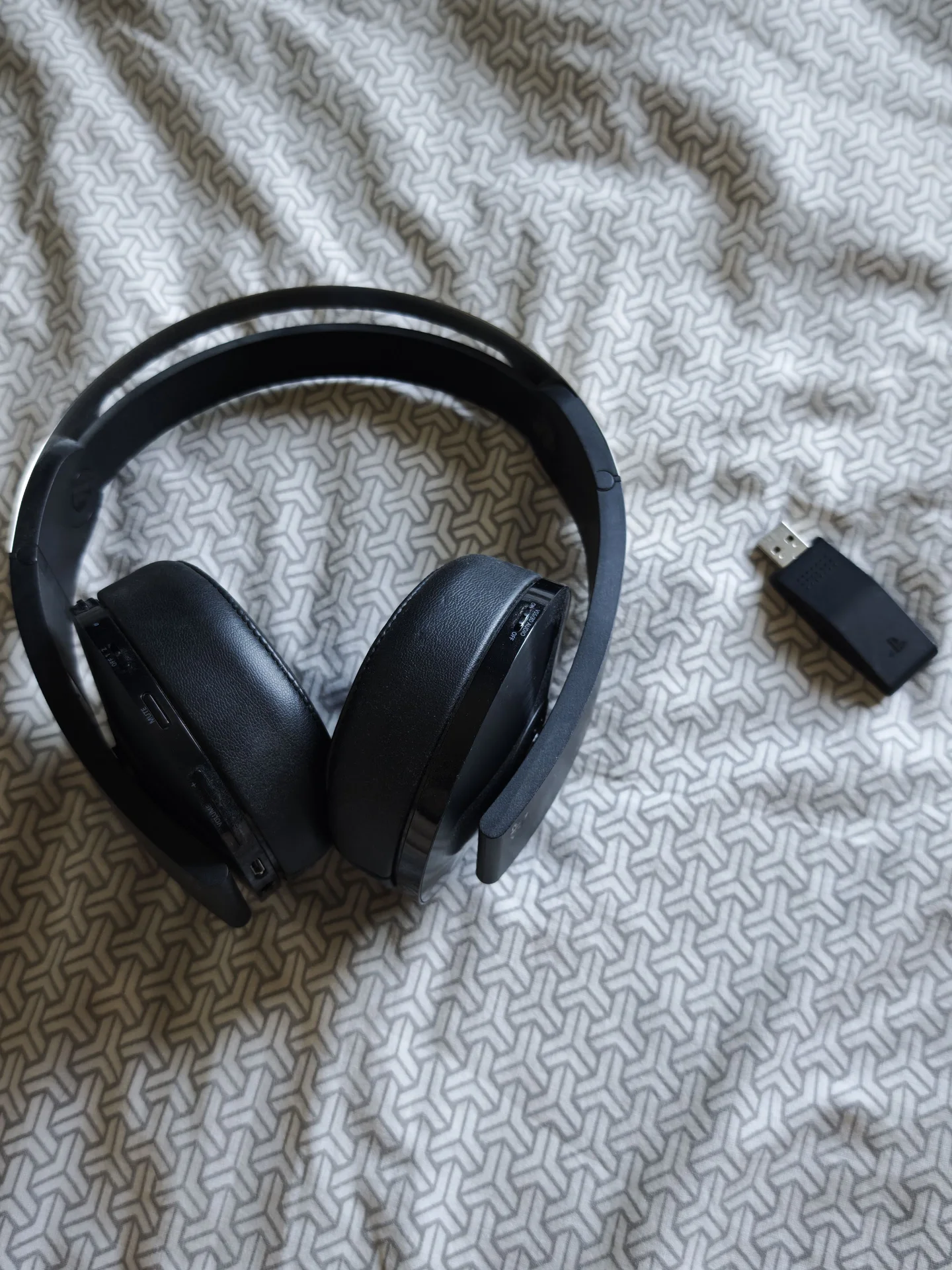 Гарнитура Sony Platinum Wireless (CECHYA-0090) - изображение 1