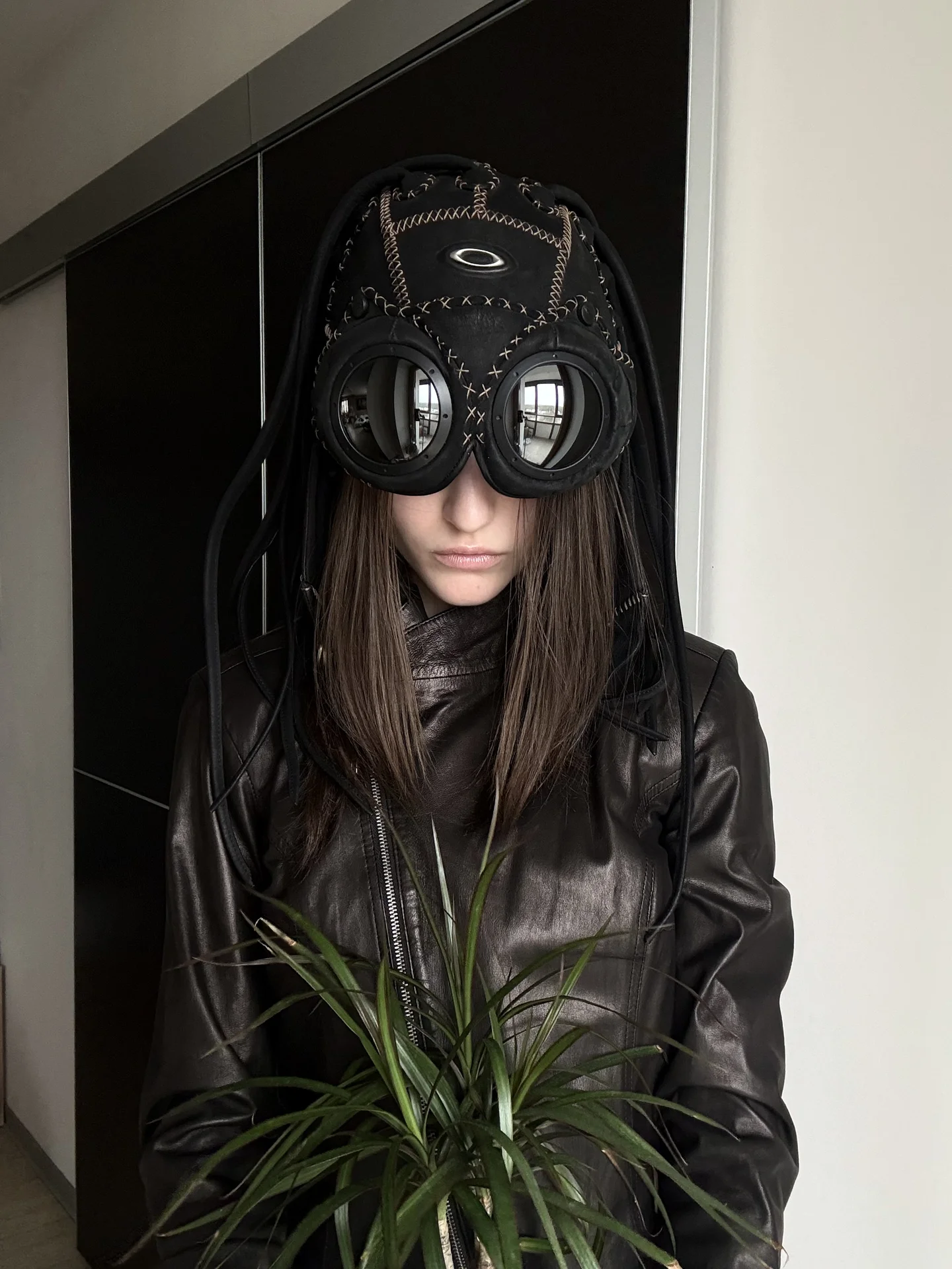 Легендарный шлем Oakley Medusa Helmet - миниатюра 7