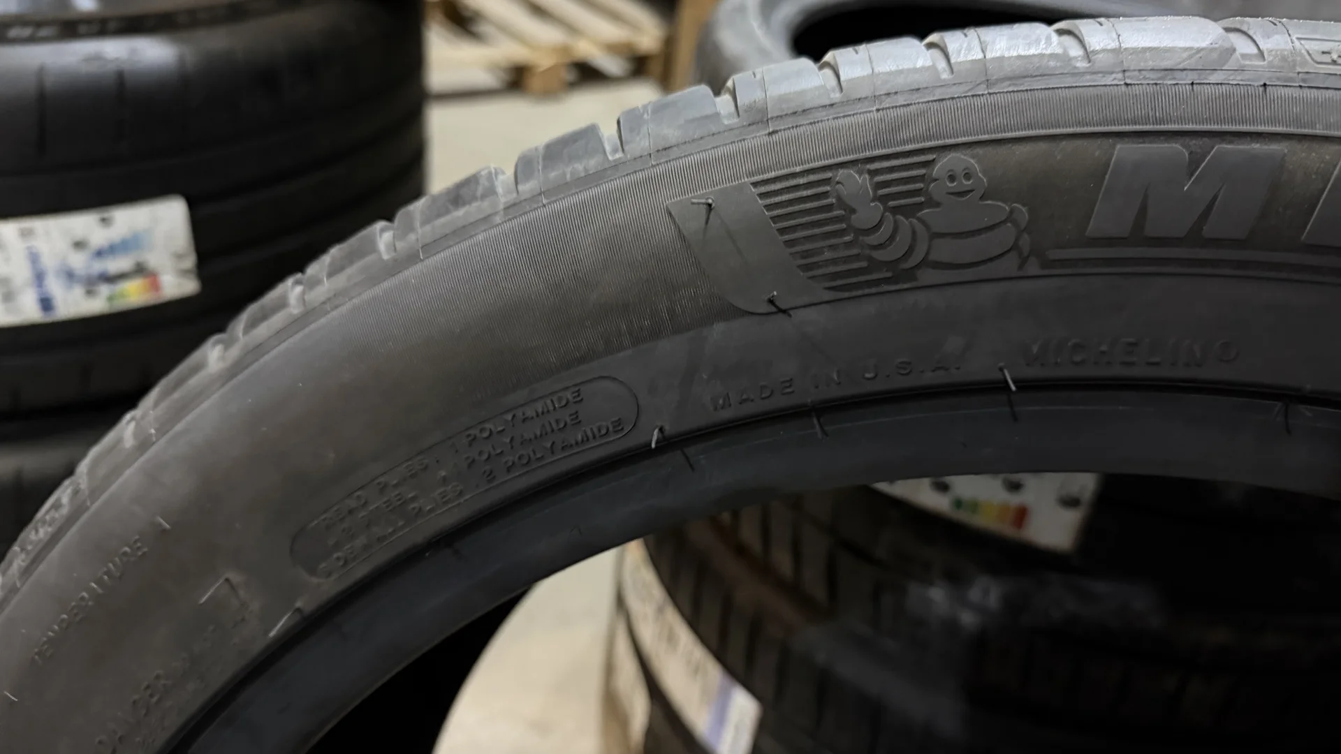Michelin Pilot Sport 4 SUV ZP 275/40 R22 и 315/35 - миниатюра 5