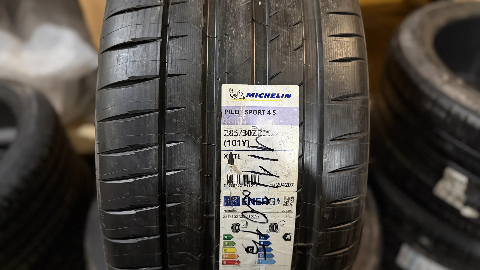 Michelin Pilot Sport 4 S 285/30 R22 101Y