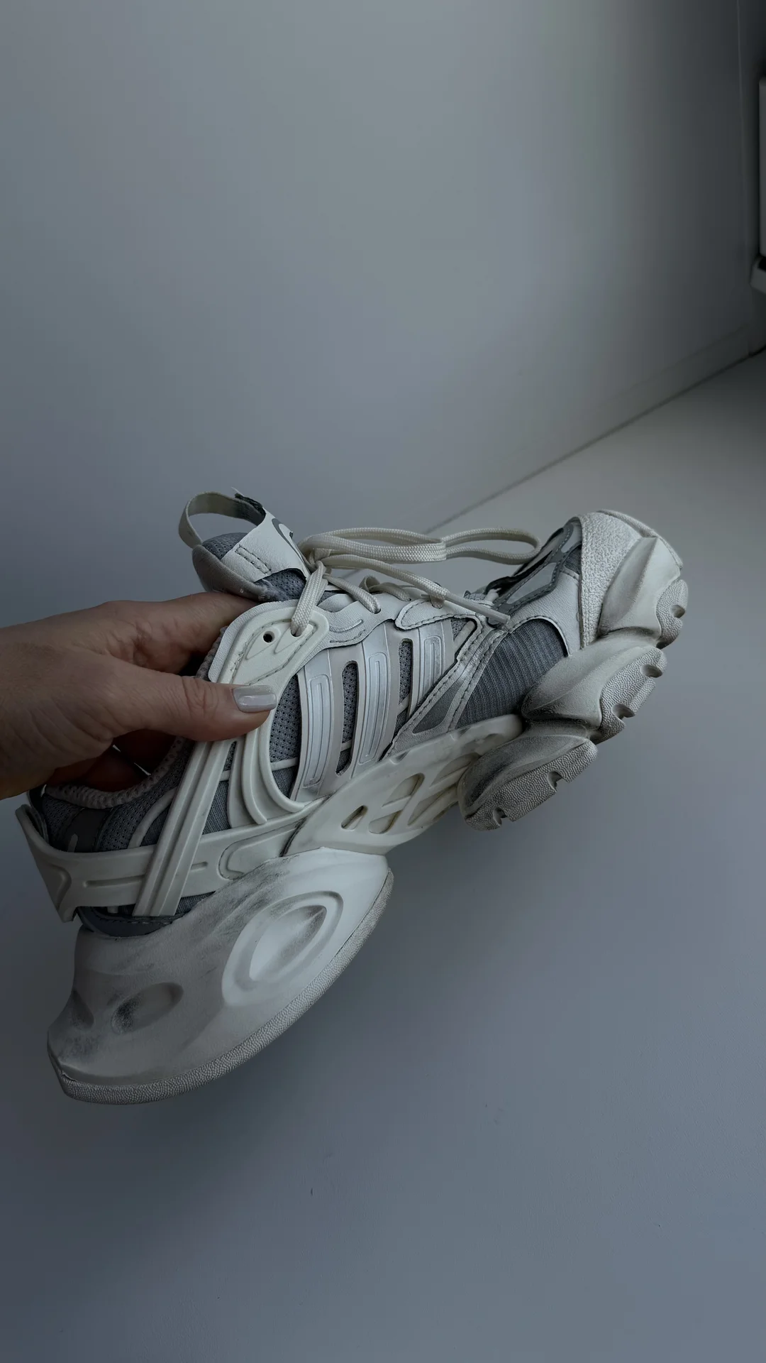 Кроссовки Adidas - миниатюра 4
