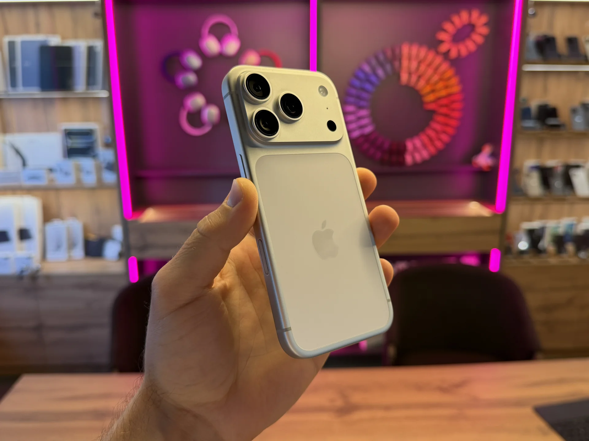 iphone 17 Pro 256 Silver - изображение 1