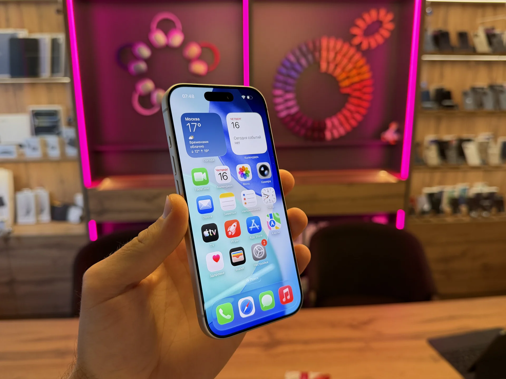 iphone 17 Pro 256 Silver - миниатюра 3