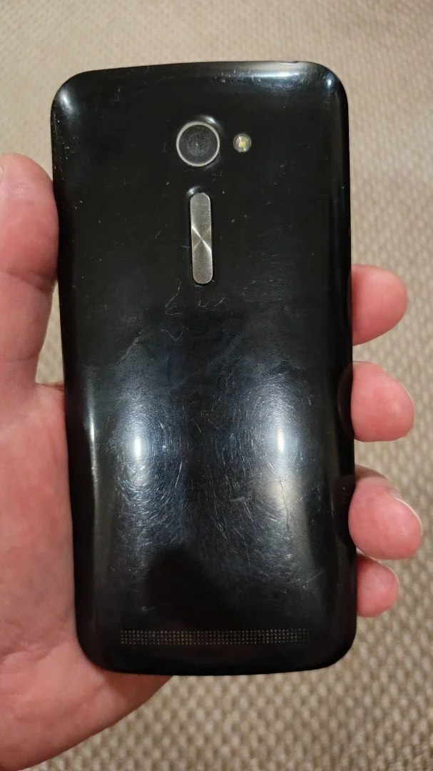 ASUS ZenFone 2 ZE500CL, 2/16 ГБ - миниатюра 2