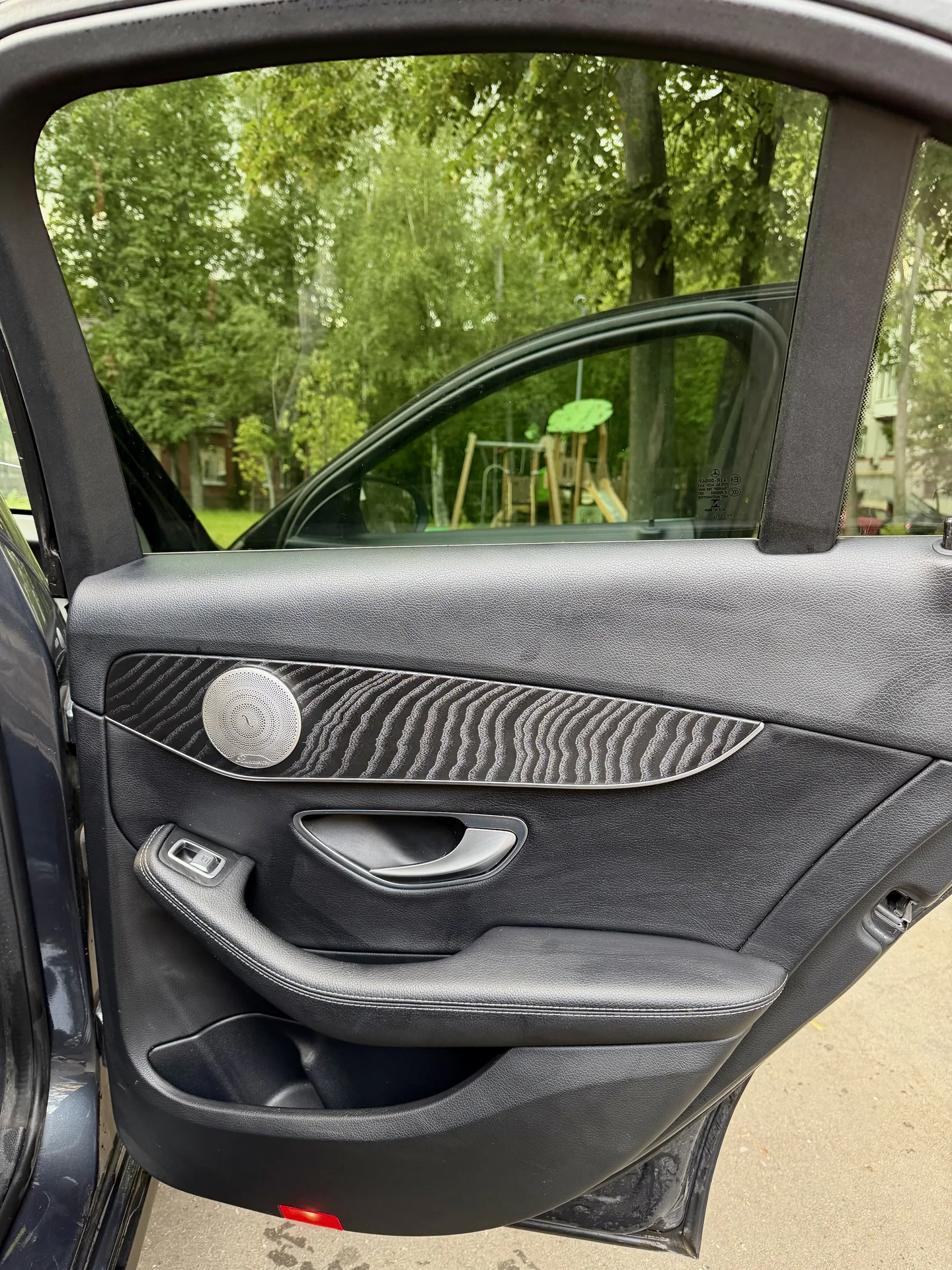 Mercedes c250d 4matic - миниатюра 17