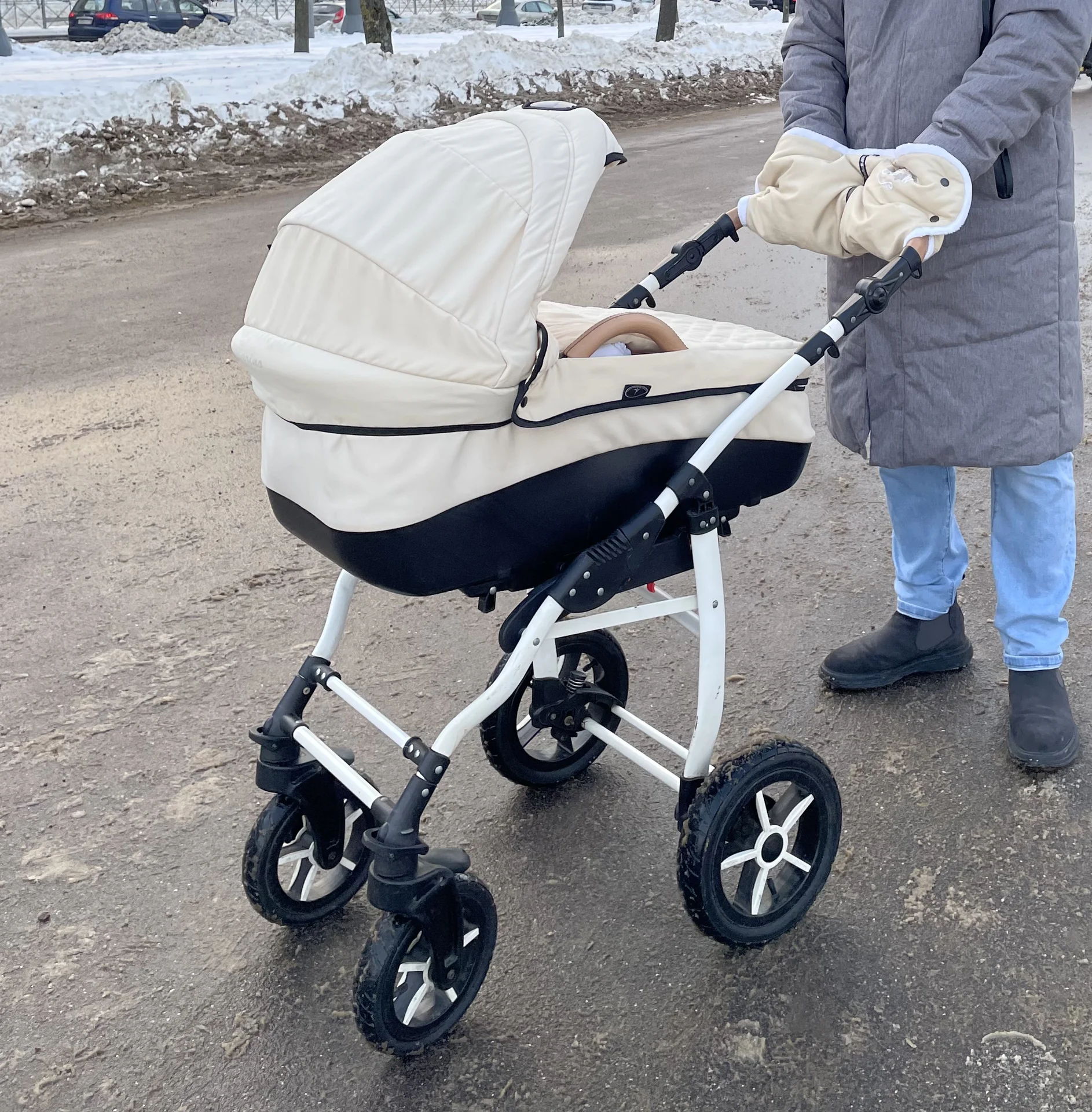 Продам коляску 3 в 1 (люлька, прогулка, автолюлька - миниатюра 4