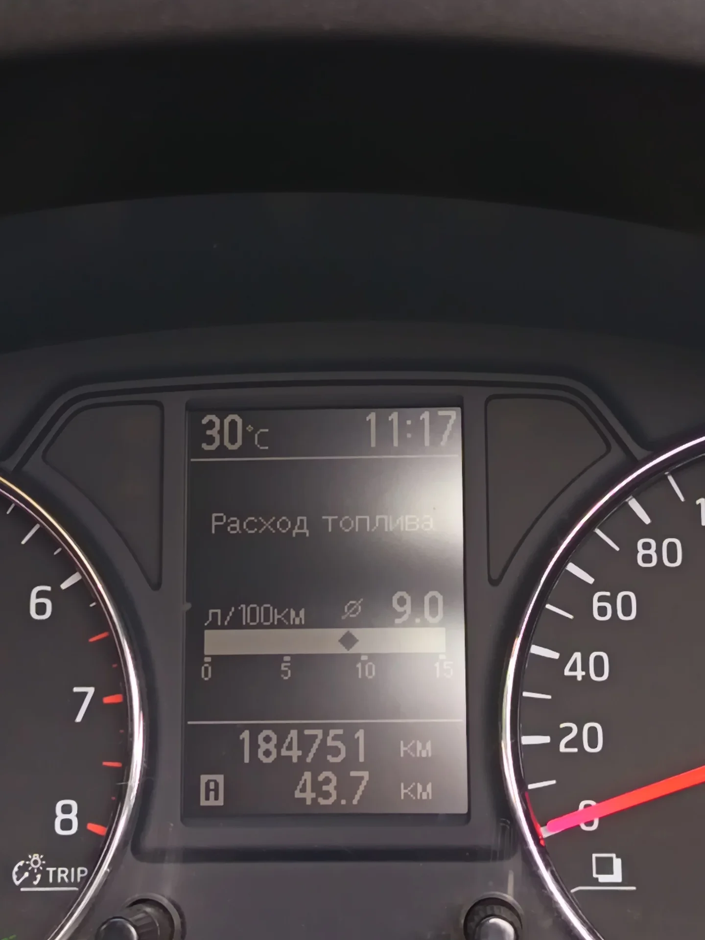 Nissan X-trail - миниатюра 3
