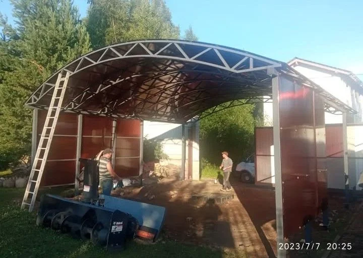 Навес арочный из поликарбоната 5600х6000мм - миниатюра 25