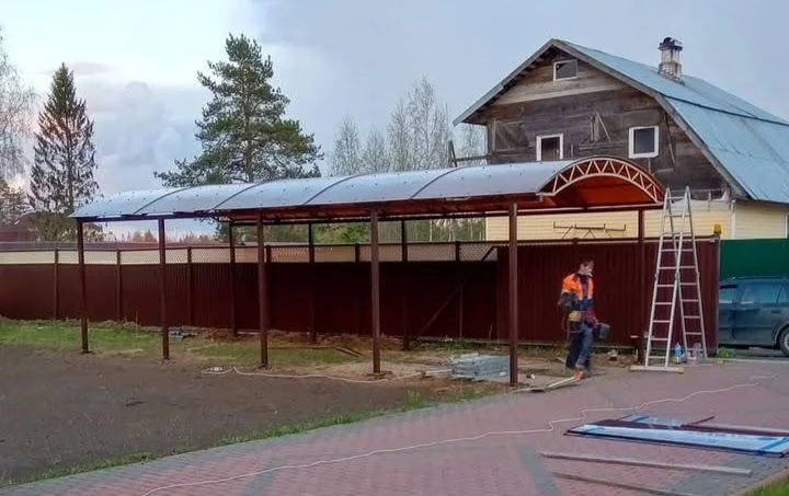 Навес арочный из поликарбоната 5600х6000мм - миниатюра 32