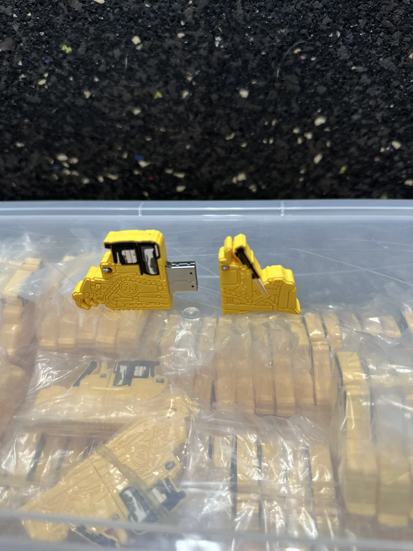 Фирменная USB флешка Caterpillar 16GB - миниатюра 3
