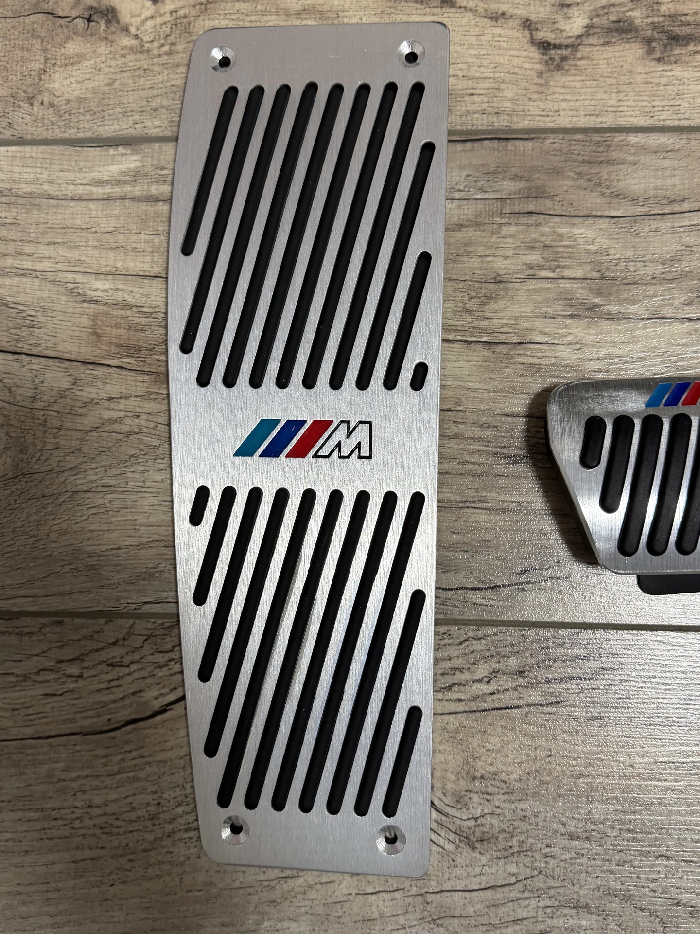 накладки на педали bmw f10 f11 - миниатюра 2