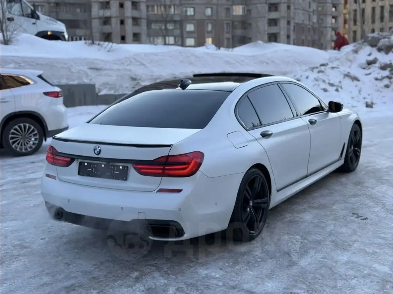 BMW 750LI - миниатюра 5